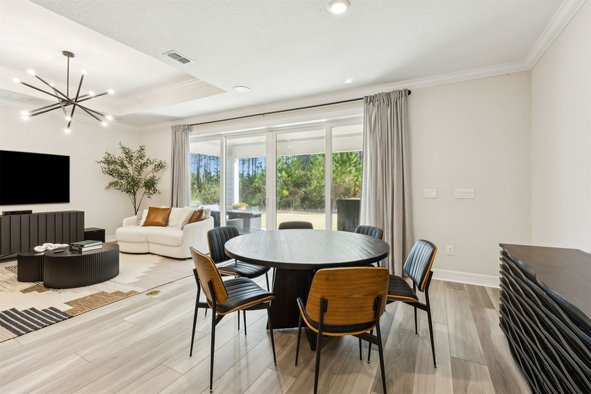 390 SAW PALMETTO STREET
