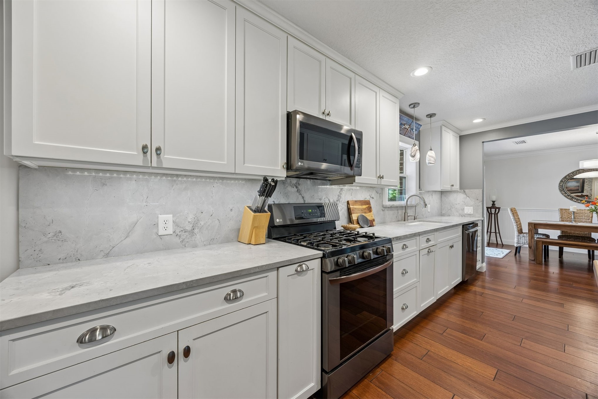 1655 CLINCH DRIVE