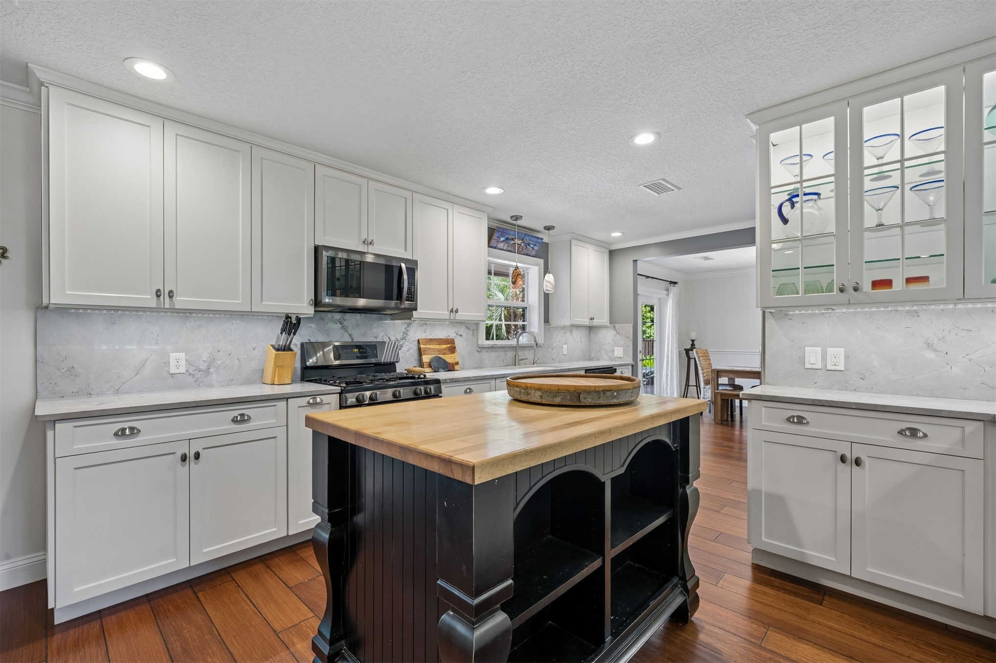 1655 CLINCH DRIVE