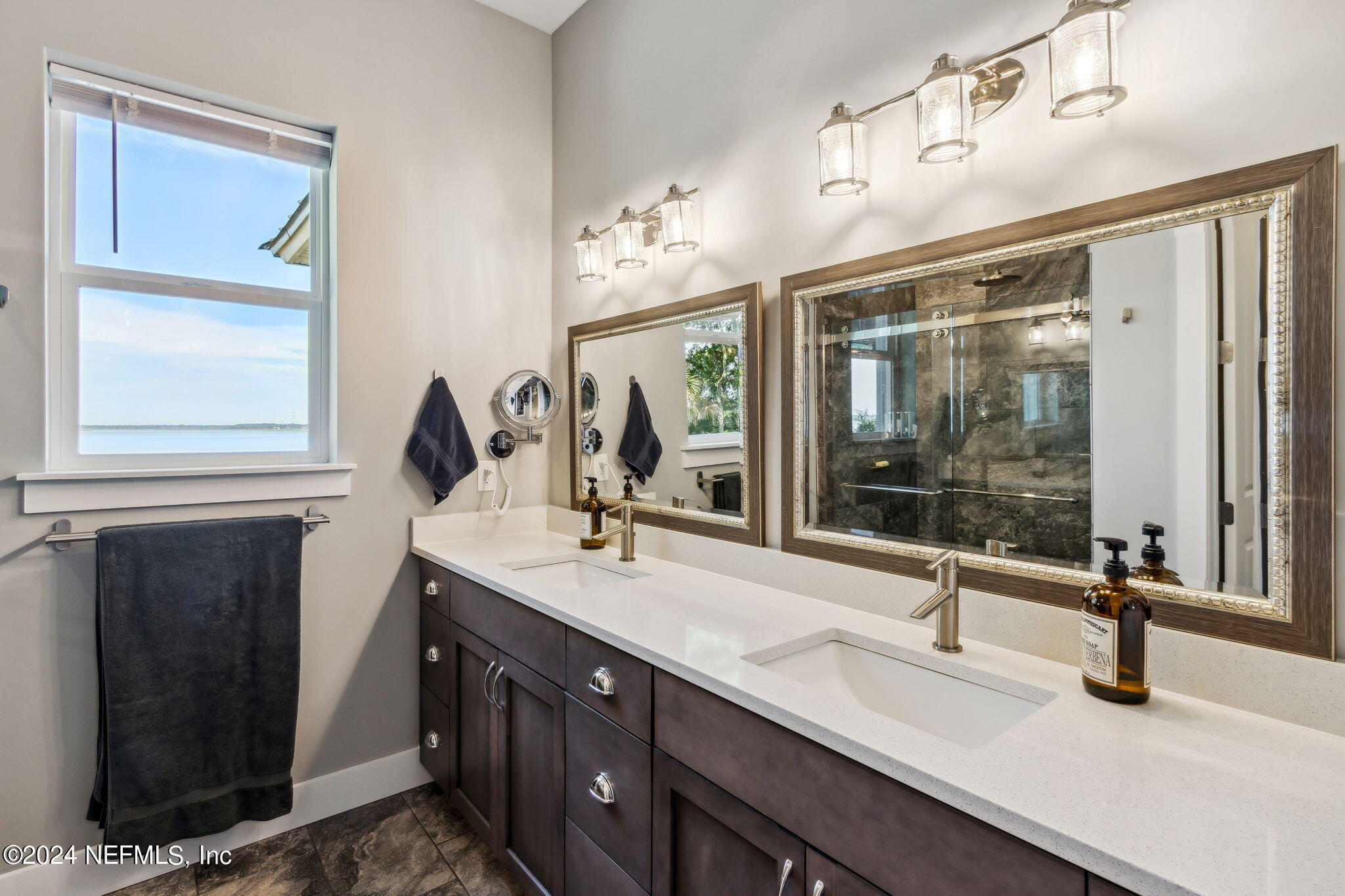 28660 GRANDVIEW Manor