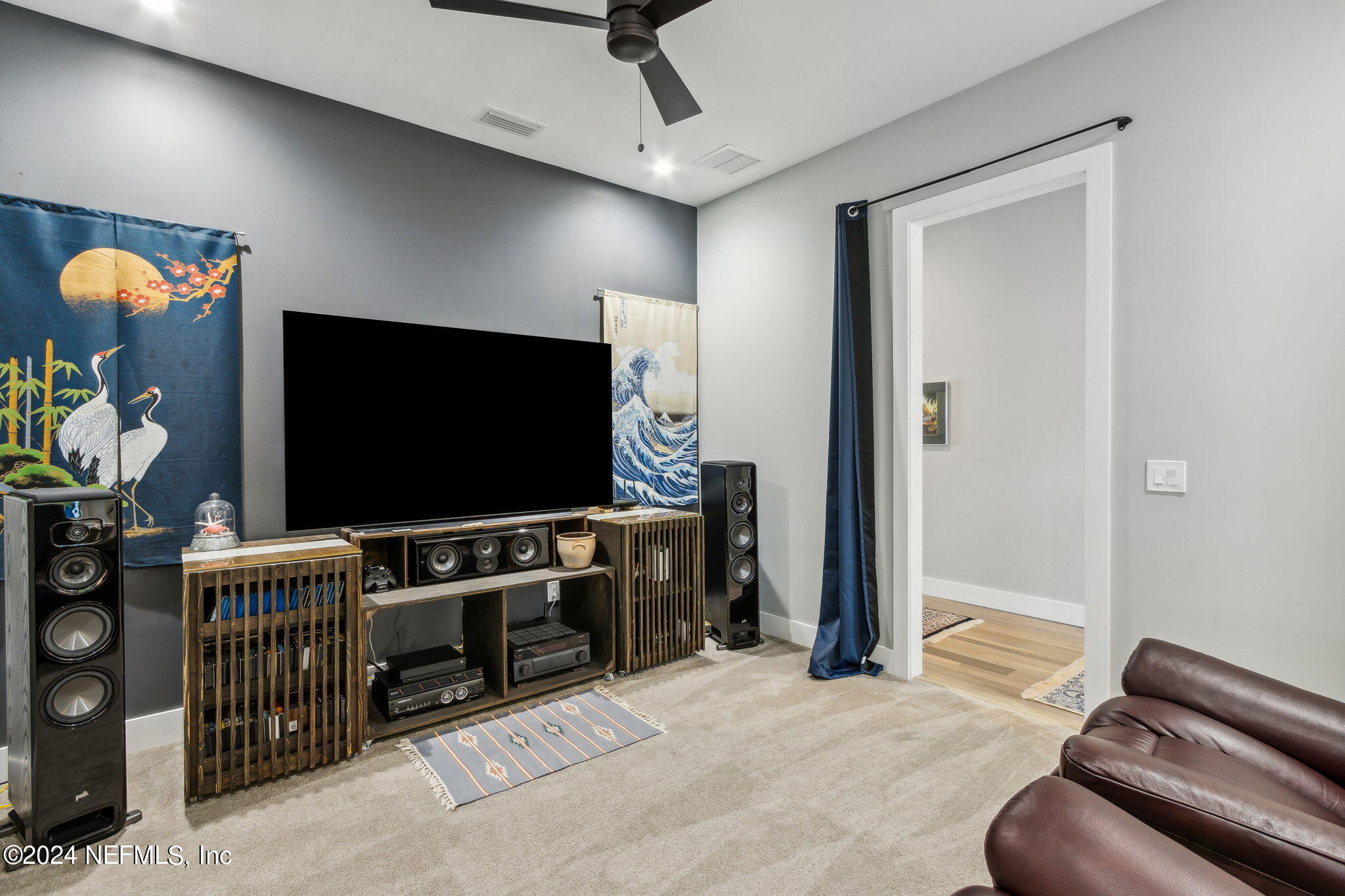 28660 GRANDVIEW Manor