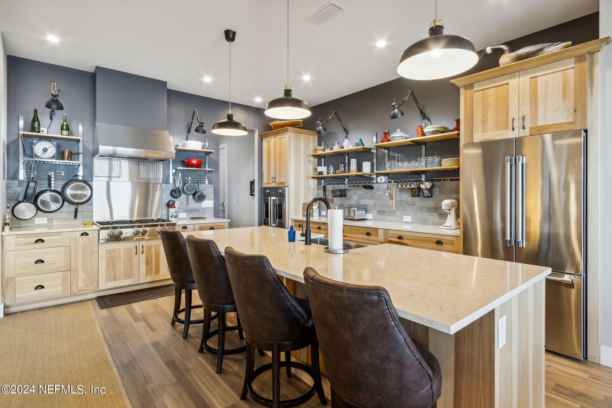 28660 GRANDVIEW Manor