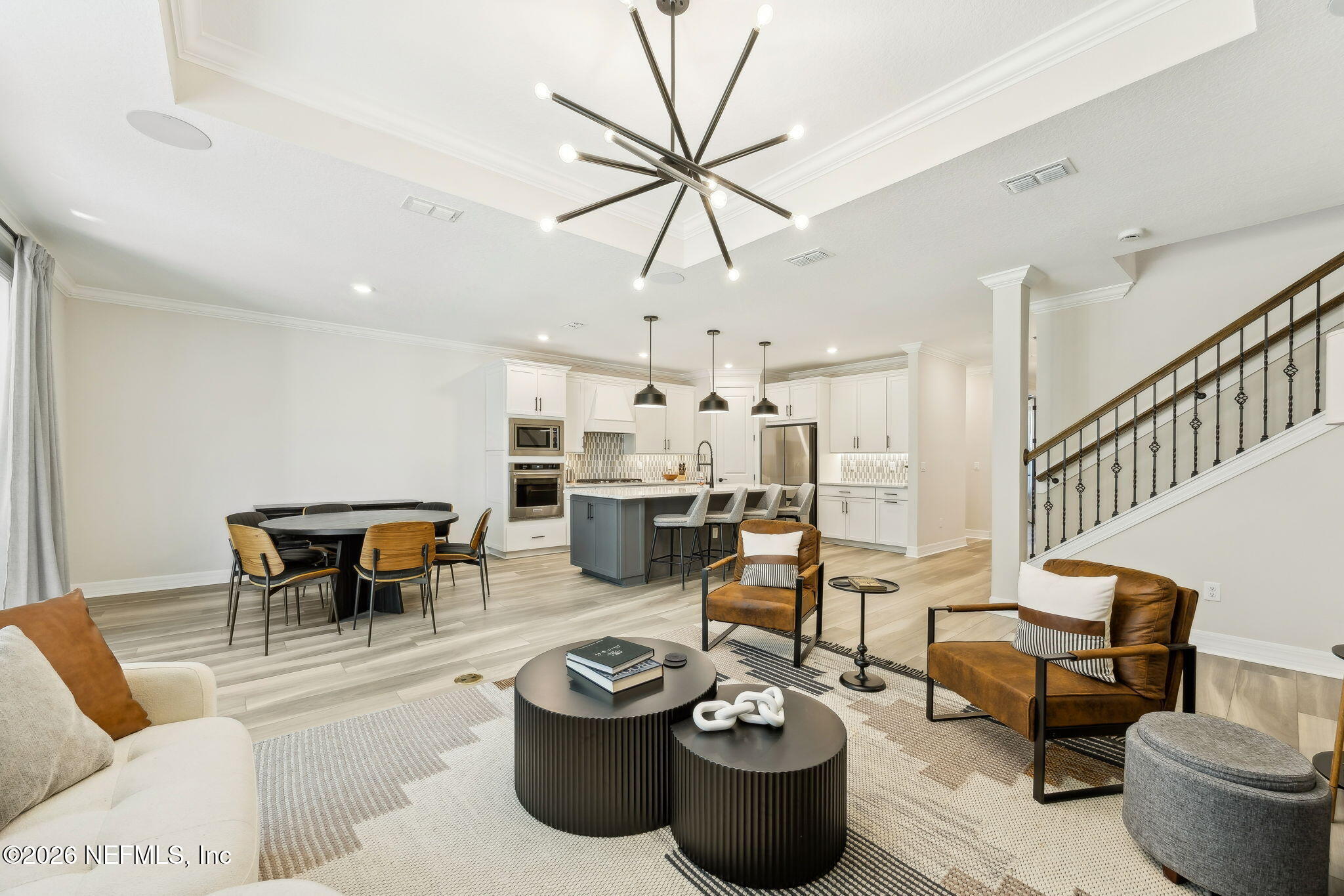 390 SAW PALMETTO Street