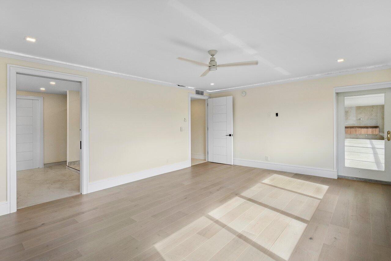 300 E Royal Palm Road 40a