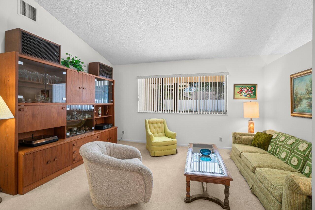 21820 Beachnut Drive