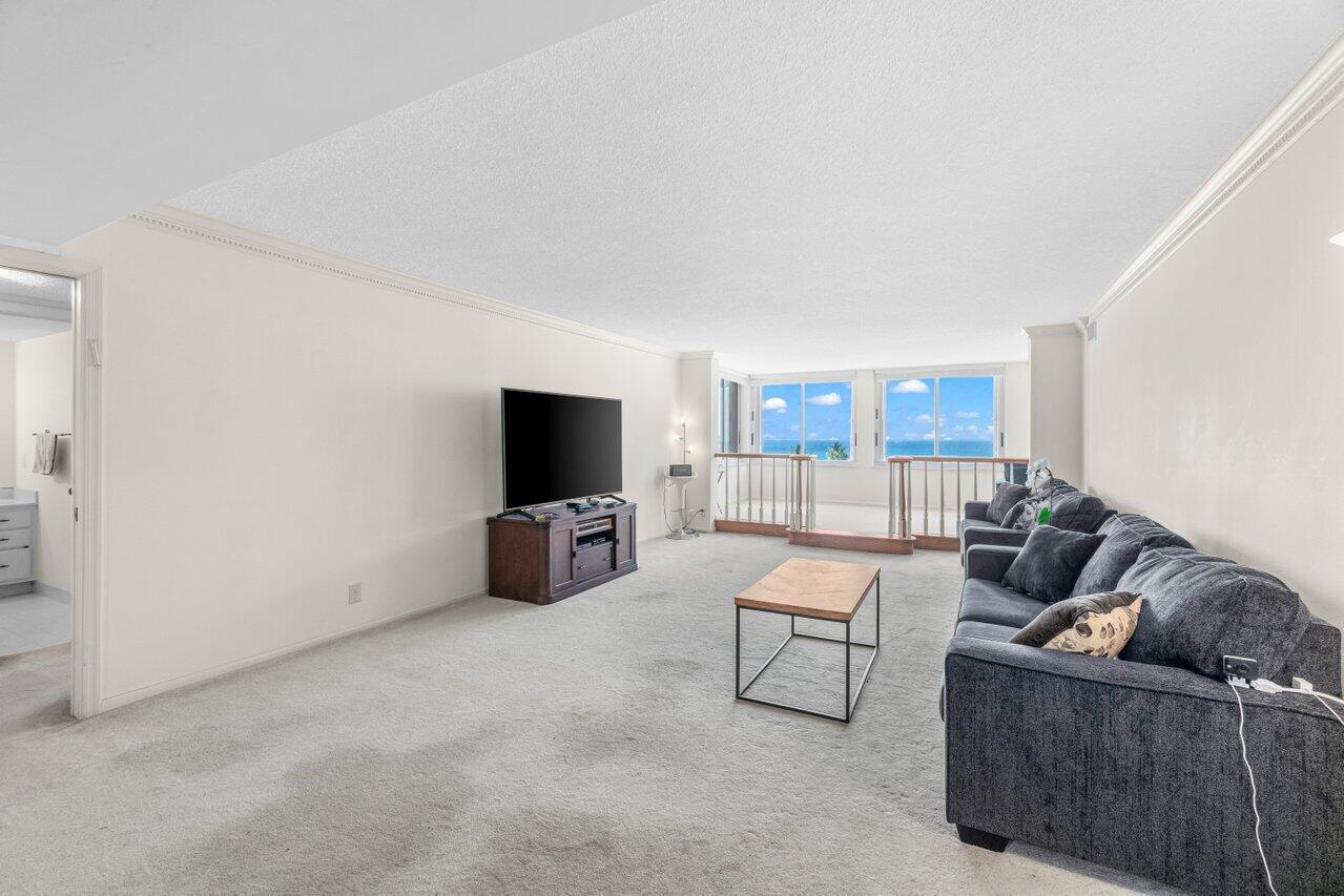 2000 S Ocean Boulevard 605