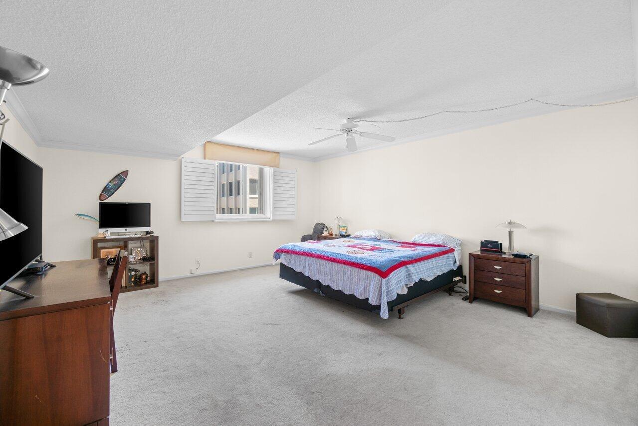2000 S Ocean Boulevard 605