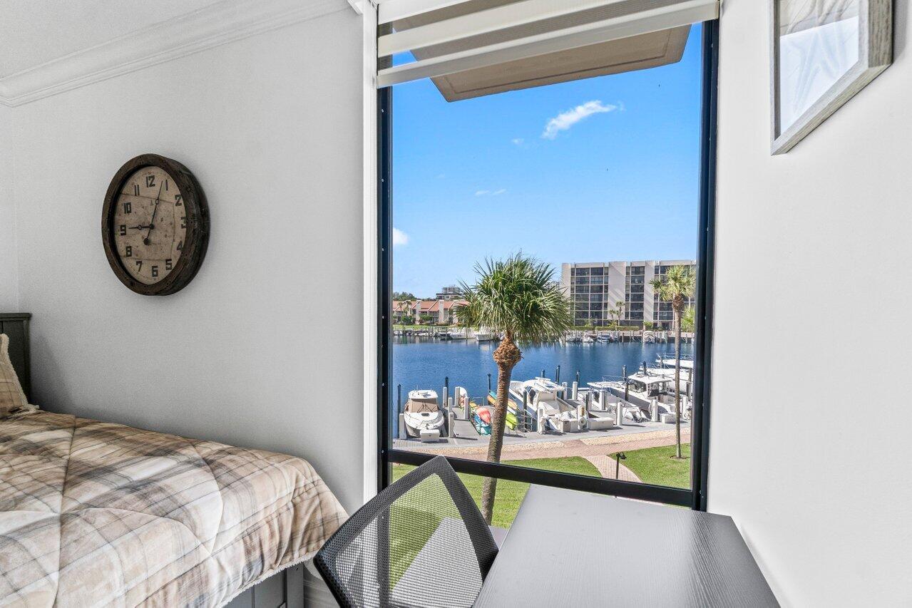 2707 N Ocean Boulevard 301-D