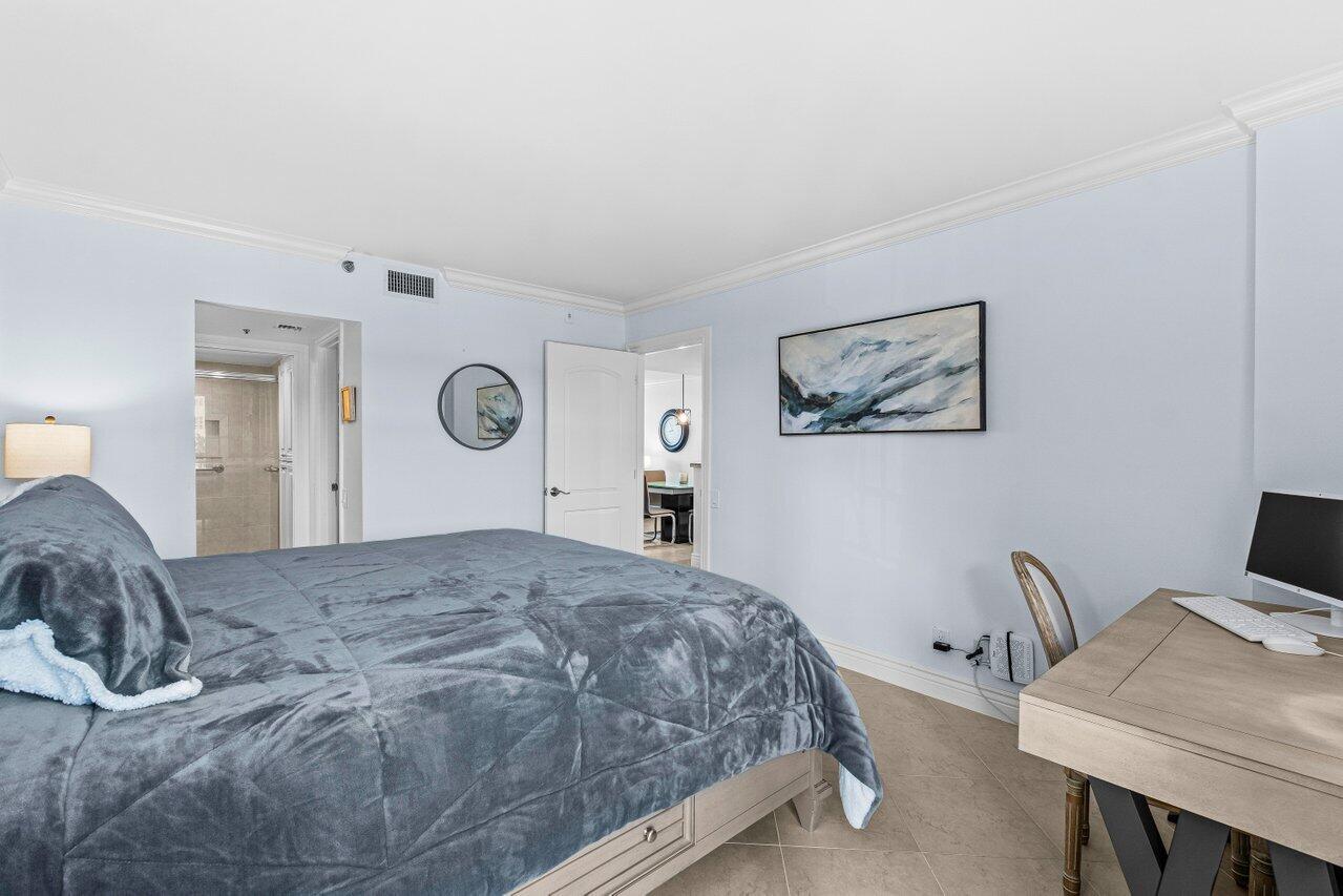 2707 N Ocean Boulevard 301-D