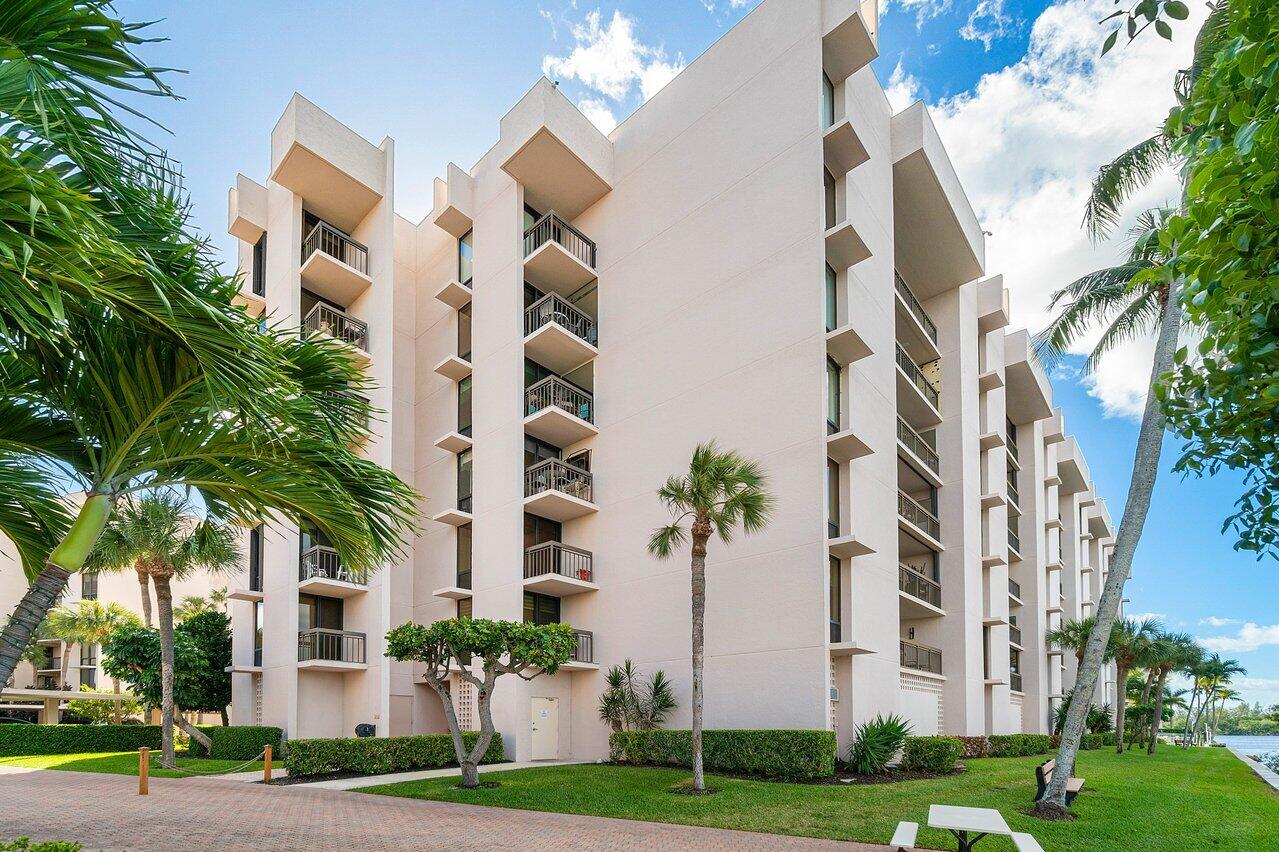2707 N Ocean Boulevard 301-D