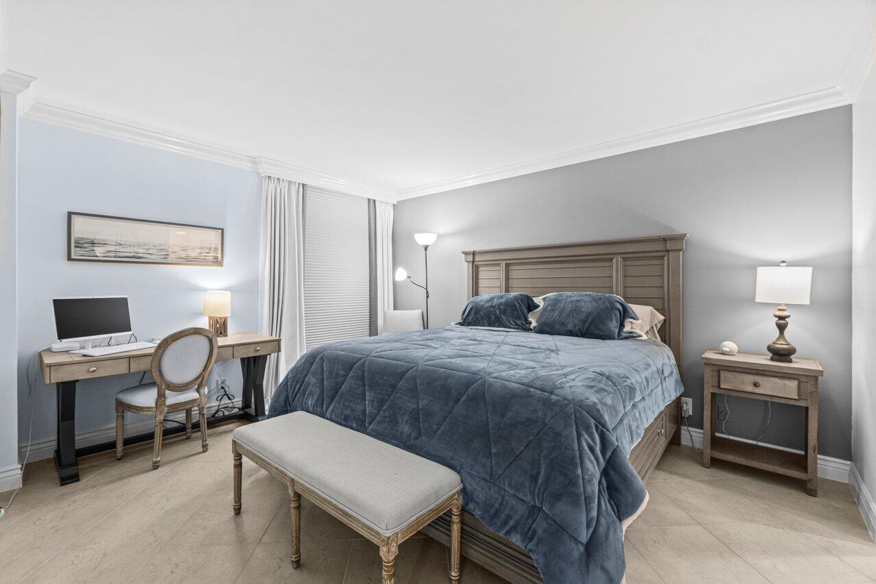 2707 N Ocean Boulevard 301-D