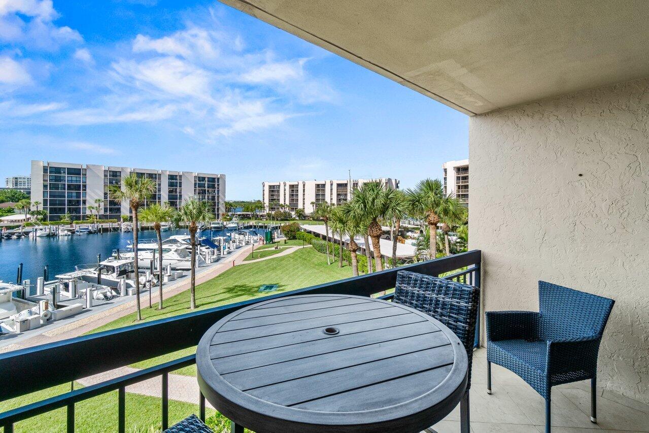2707 N Ocean Boulevard 301-D