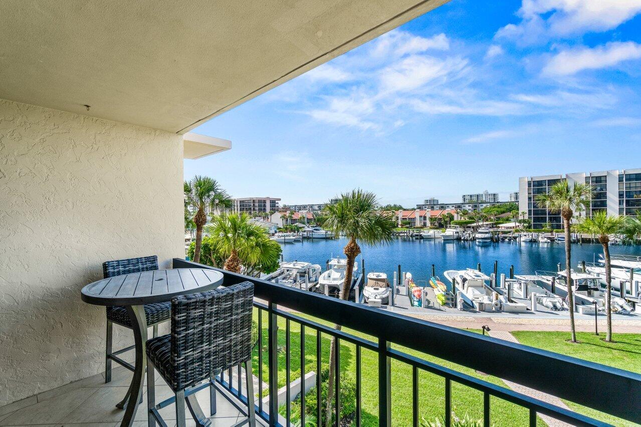 2707 N Ocean Boulevard 301-D