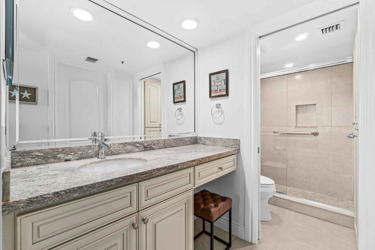 2707 N Ocean Boulevard 301-D
