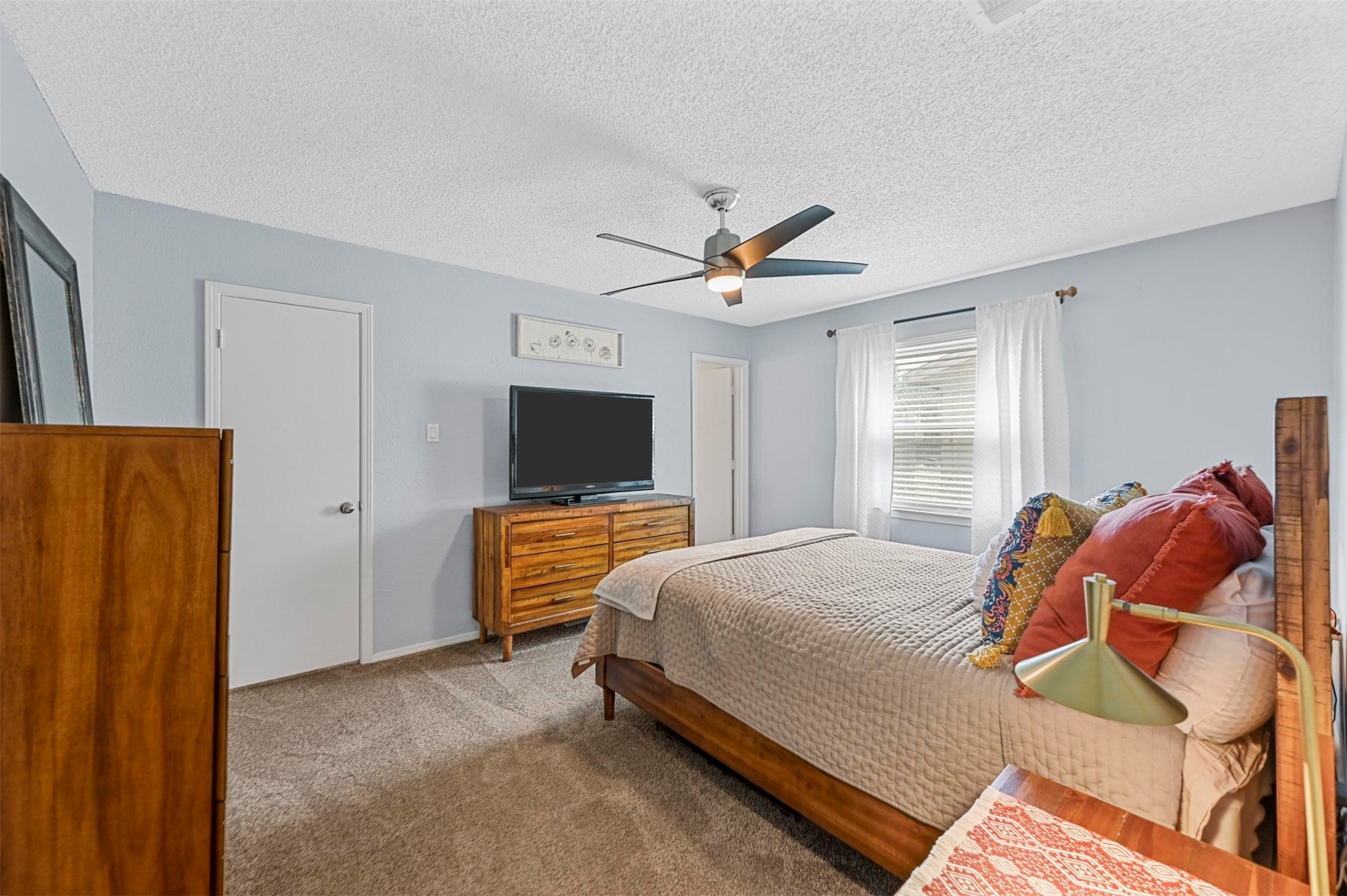 6372 Dorchester Trail