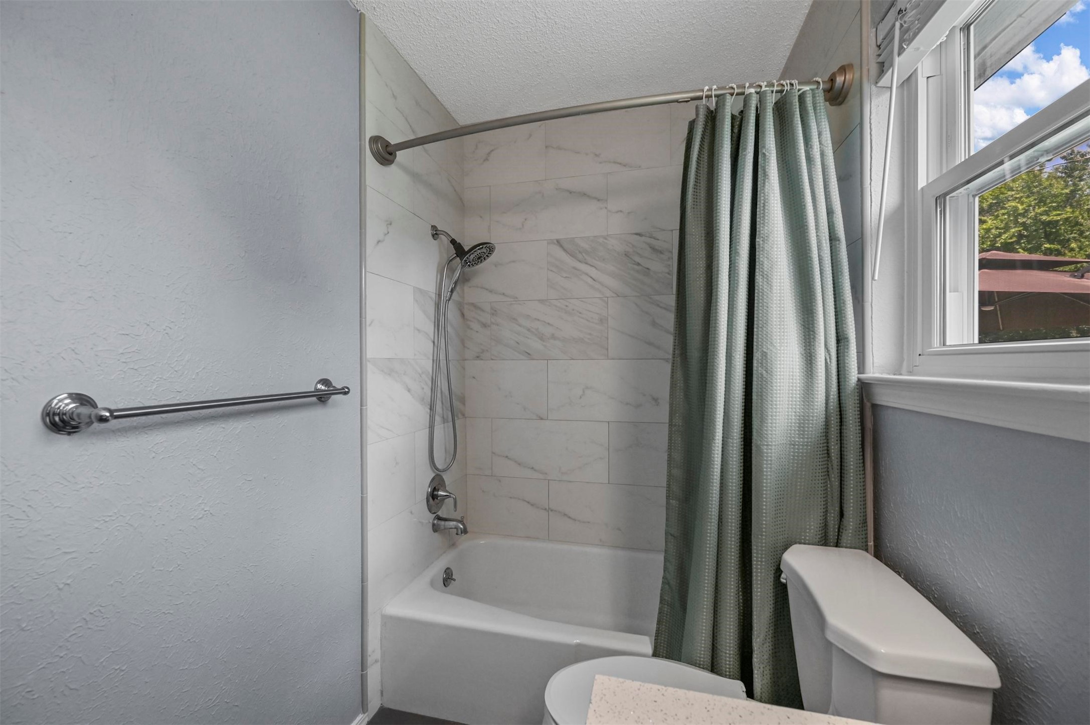 6372 Dorchester Trail