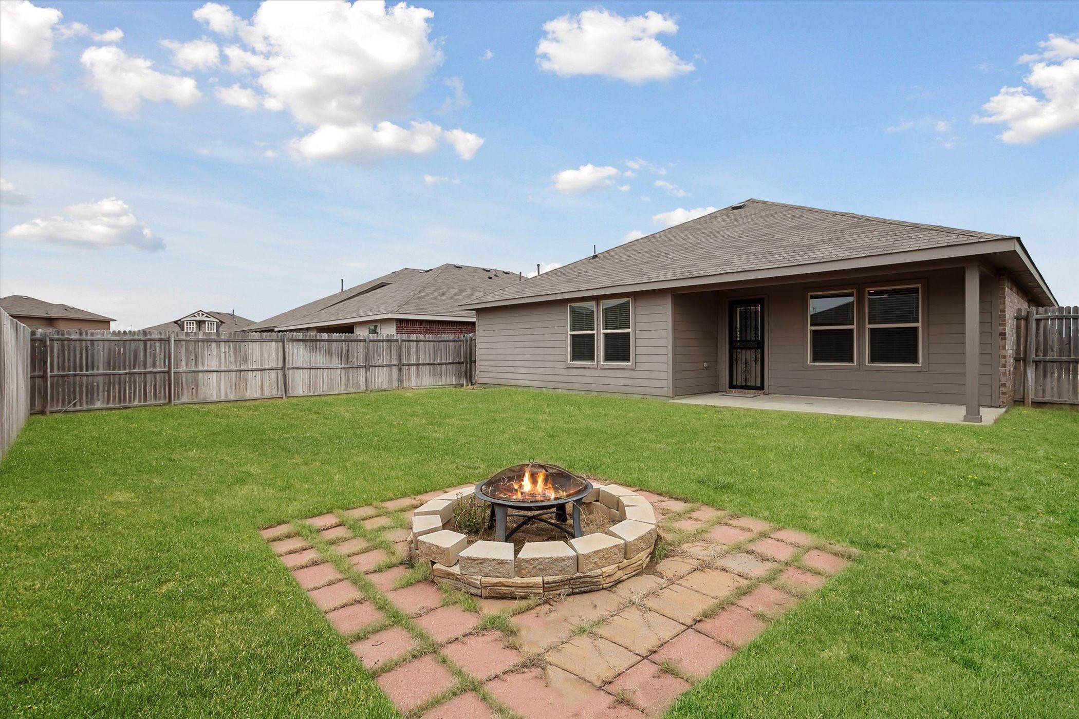 10386 Fort Belknap Trail