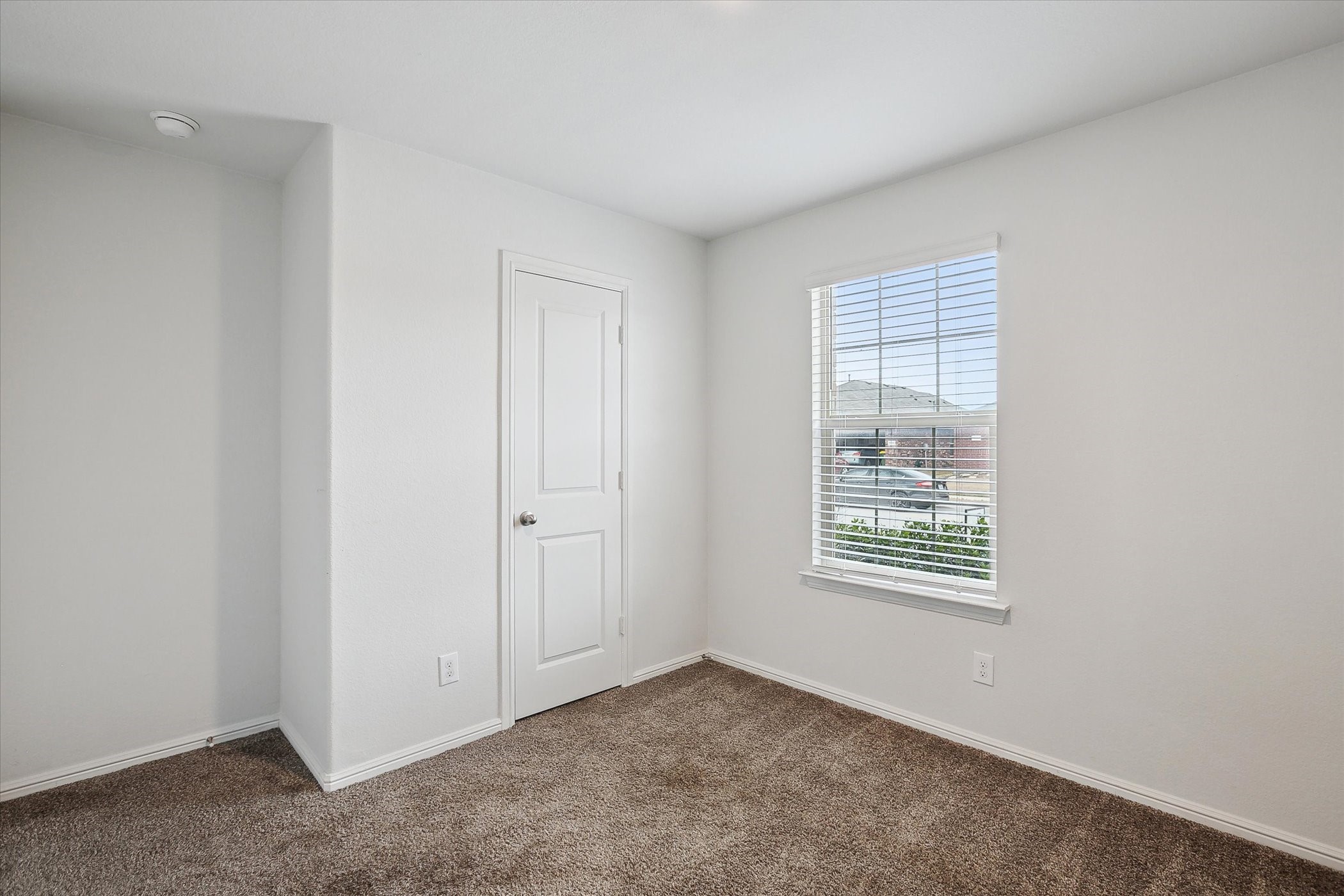 10386 Fort Belknap Trail