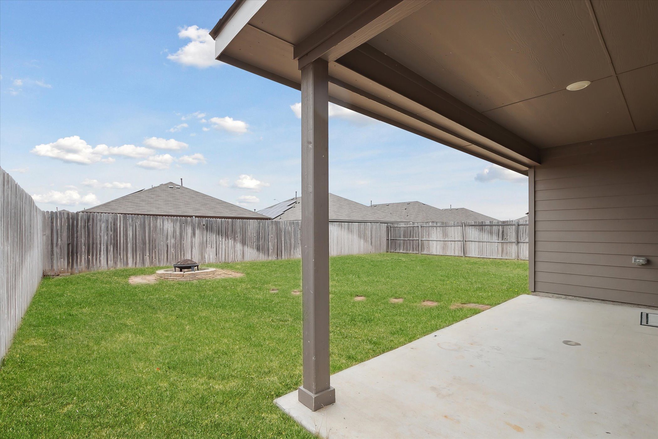 10386 Fort Belknap Trail