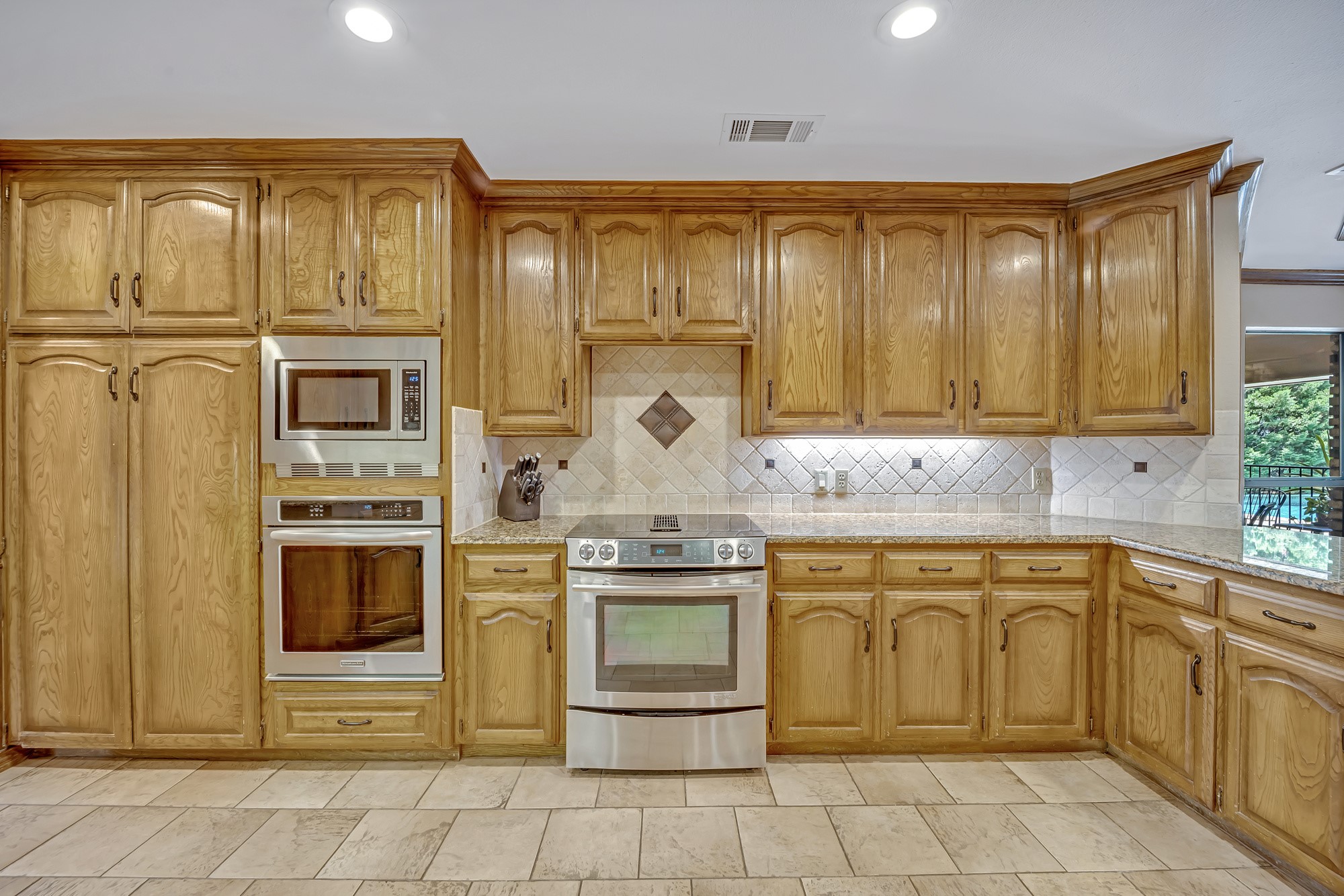 4203 Pembrooke Parkway W