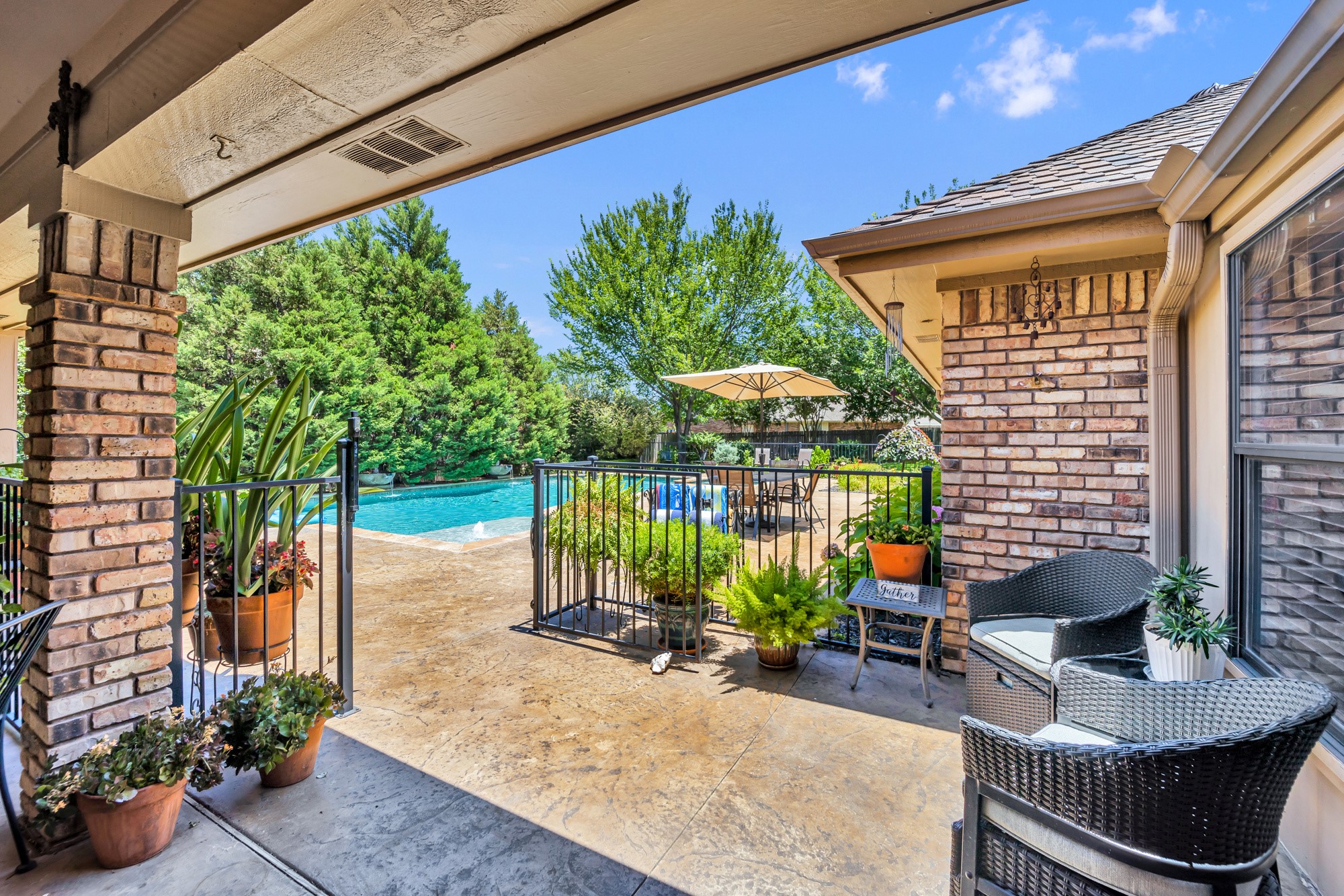 4203 Pembrooke Parkway W