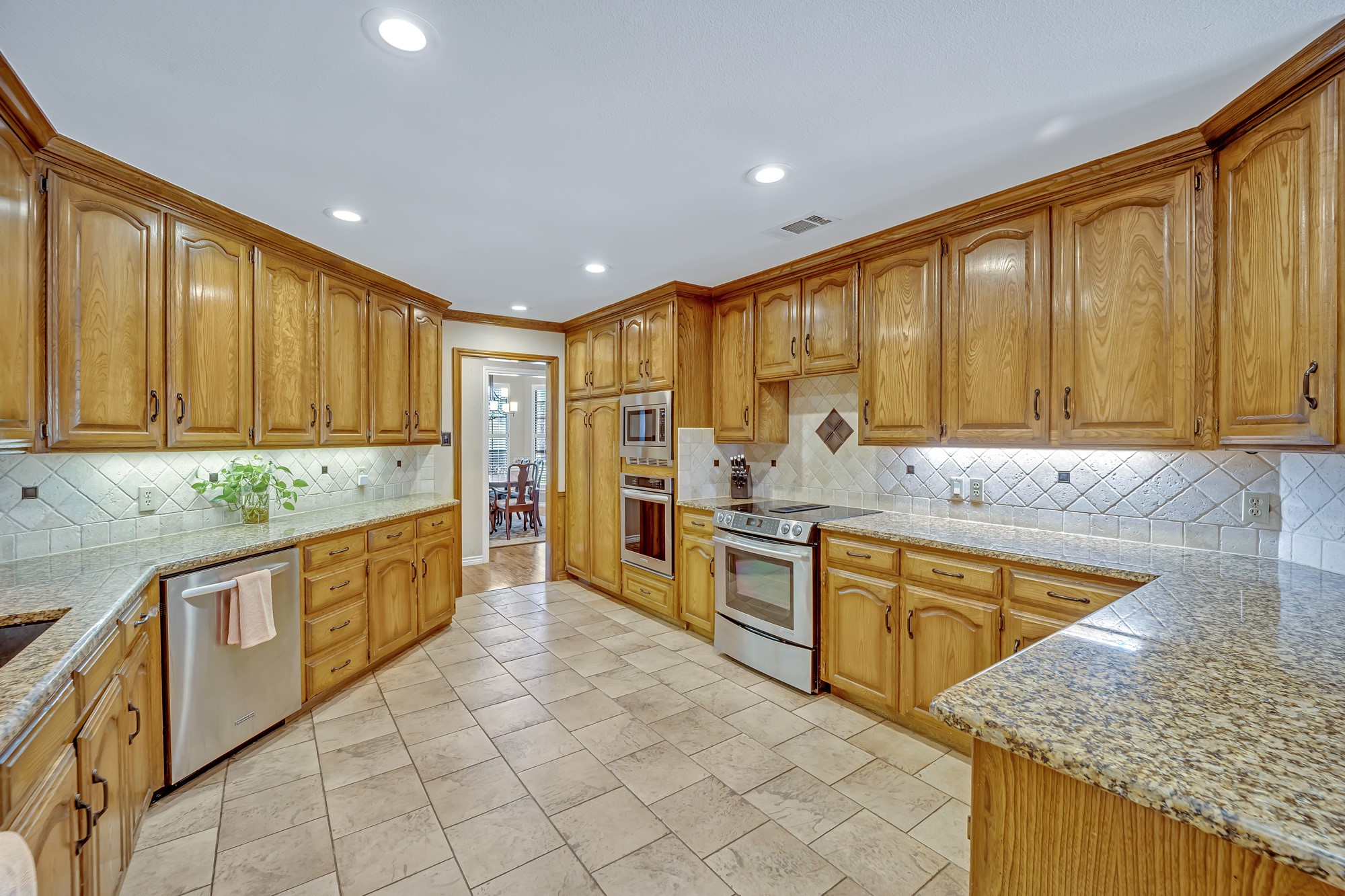 4203 Pembrooke Parkway W