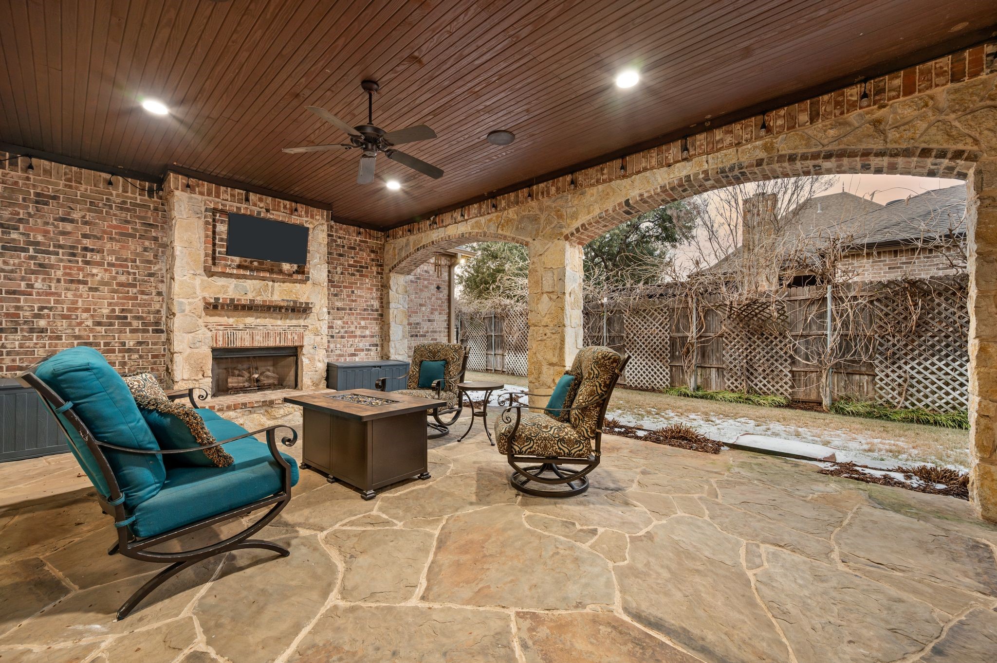 2404 Arbor Gate Lane