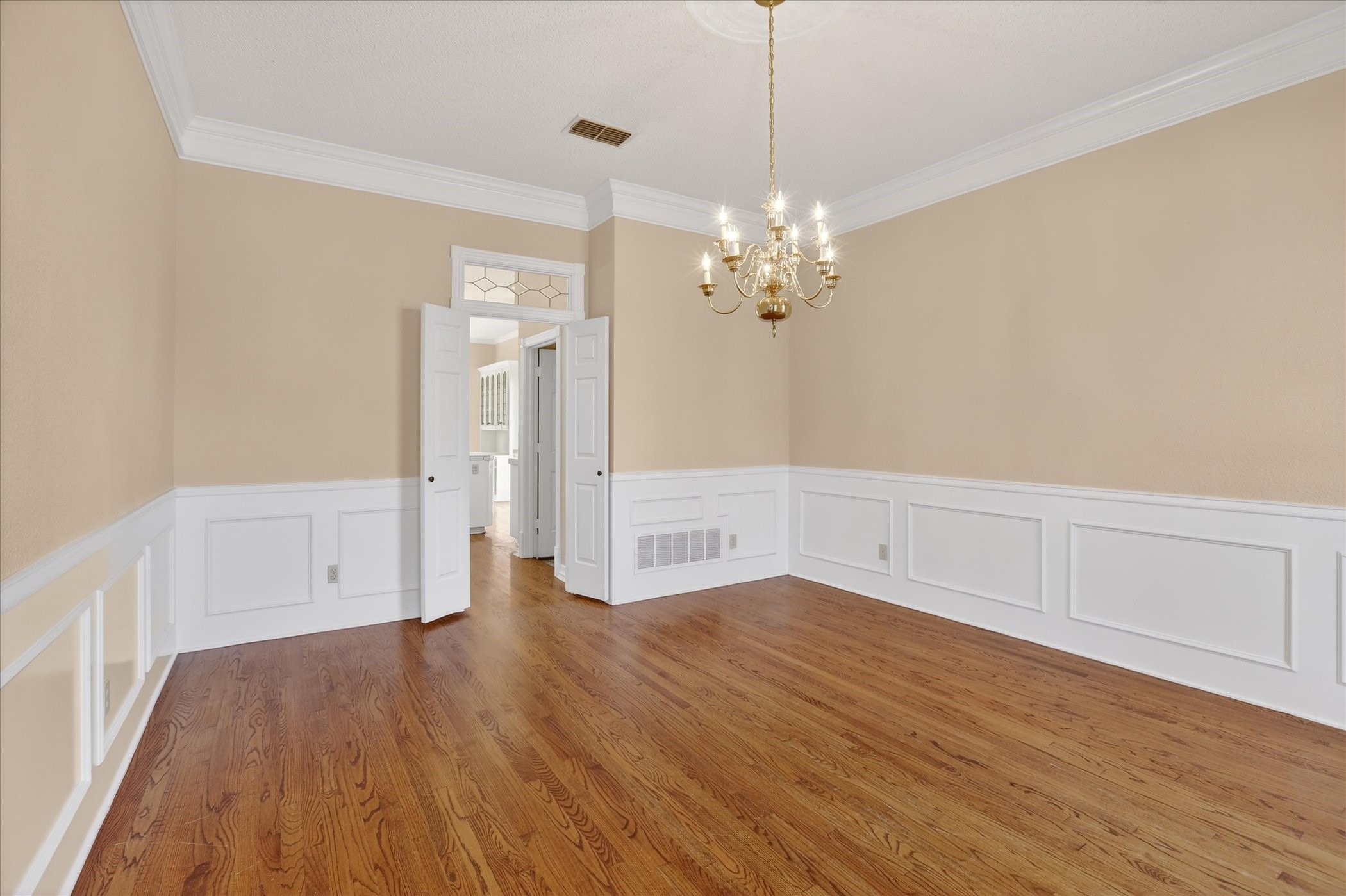 3403 Crossgate Circle S