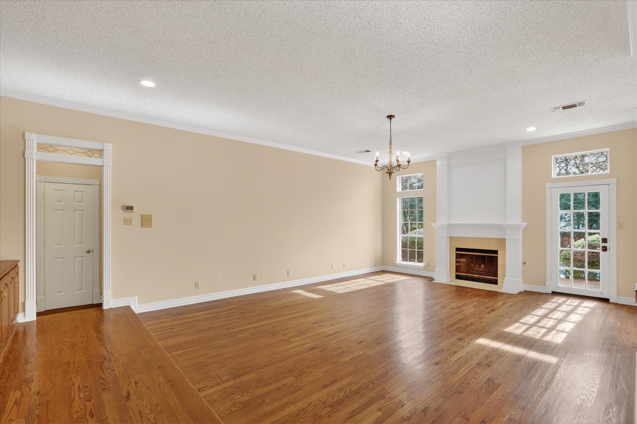 3403 Crossgate Circle S