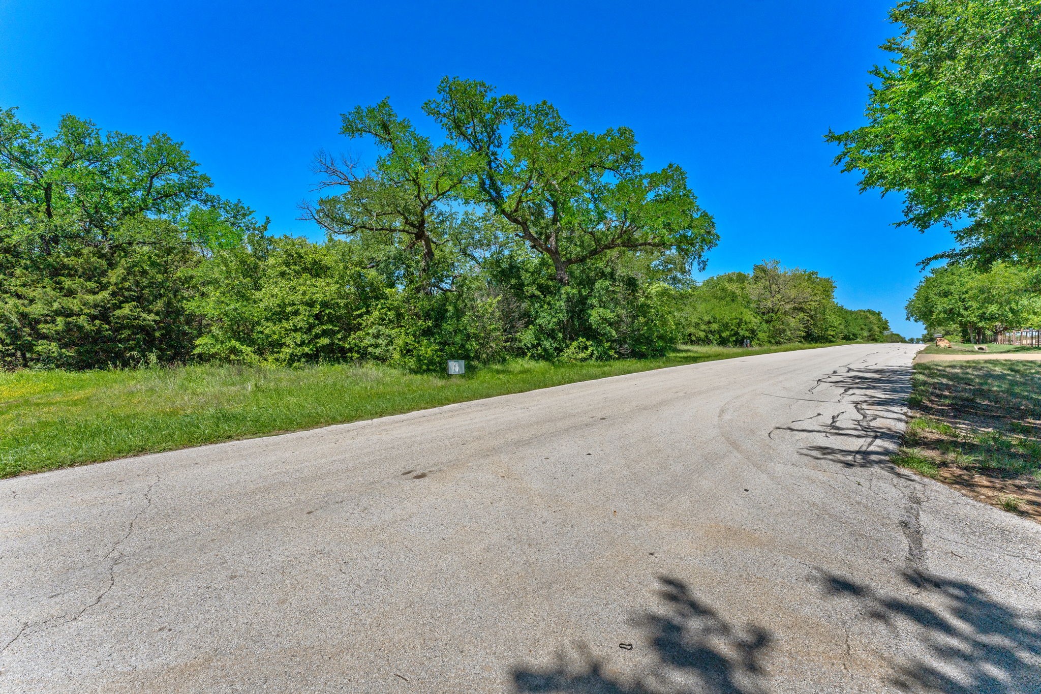 8801 Indian Knoll Trail