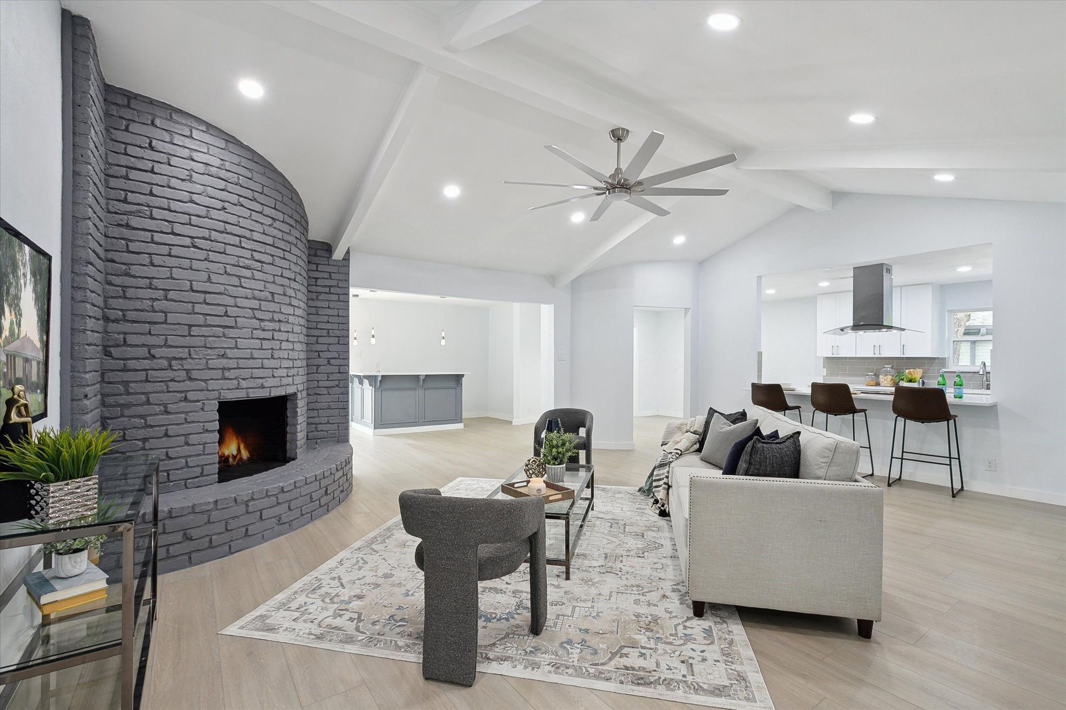 2204 Winewood Lane