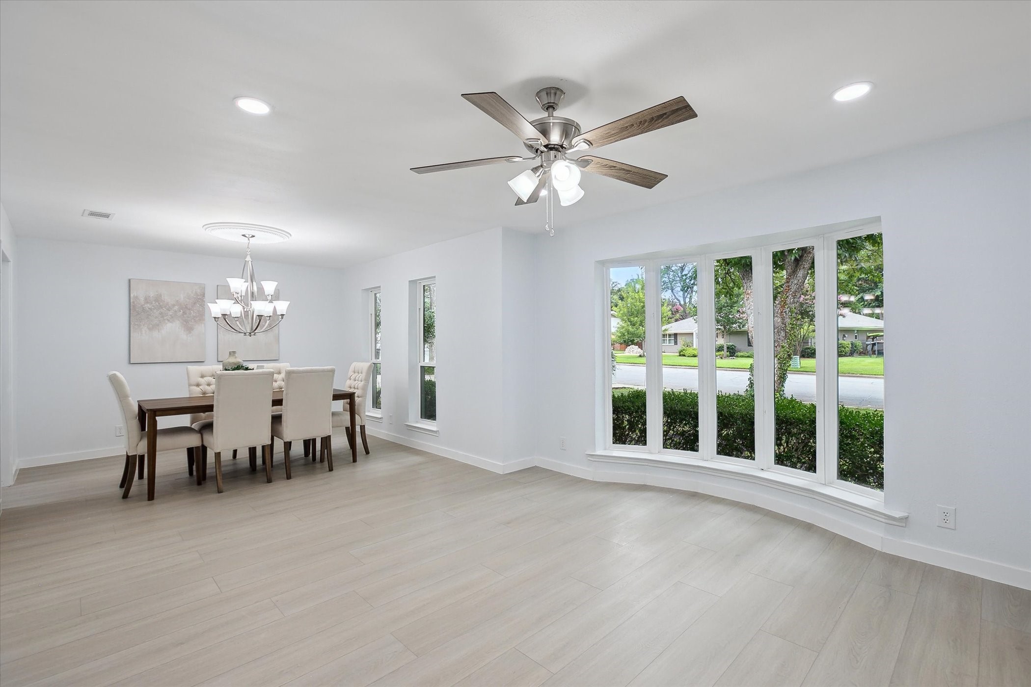 2204 Winewood Lane