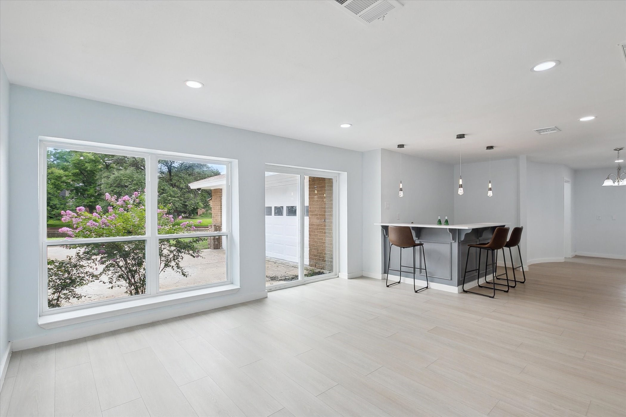 2204 Winewood Lane
