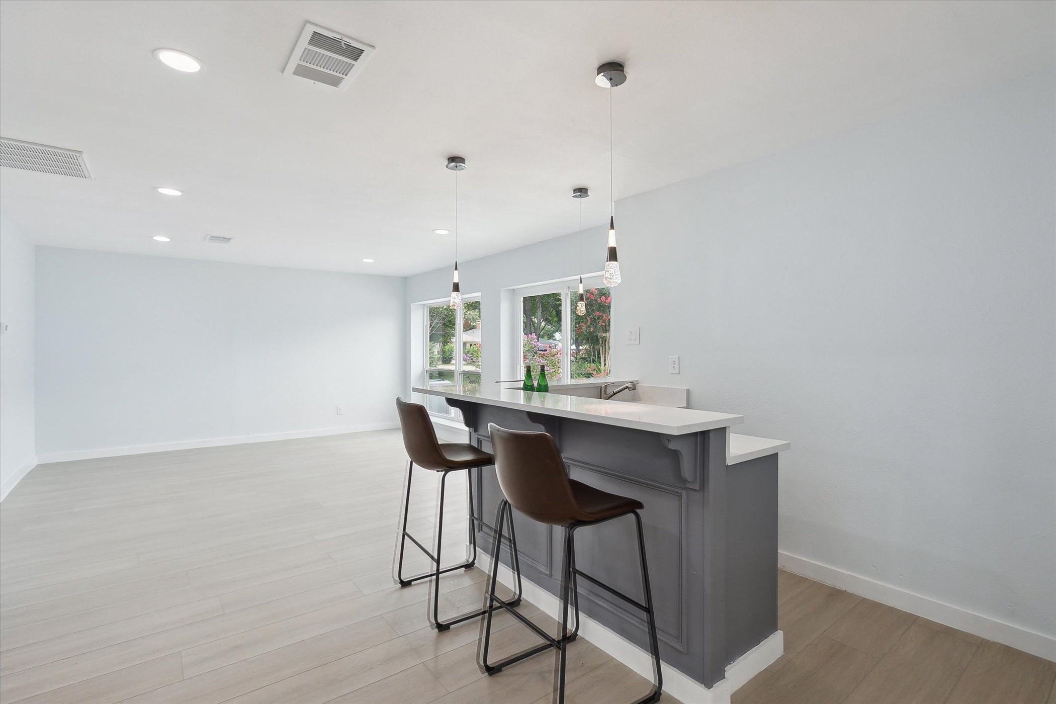 2204 Winewood Lane