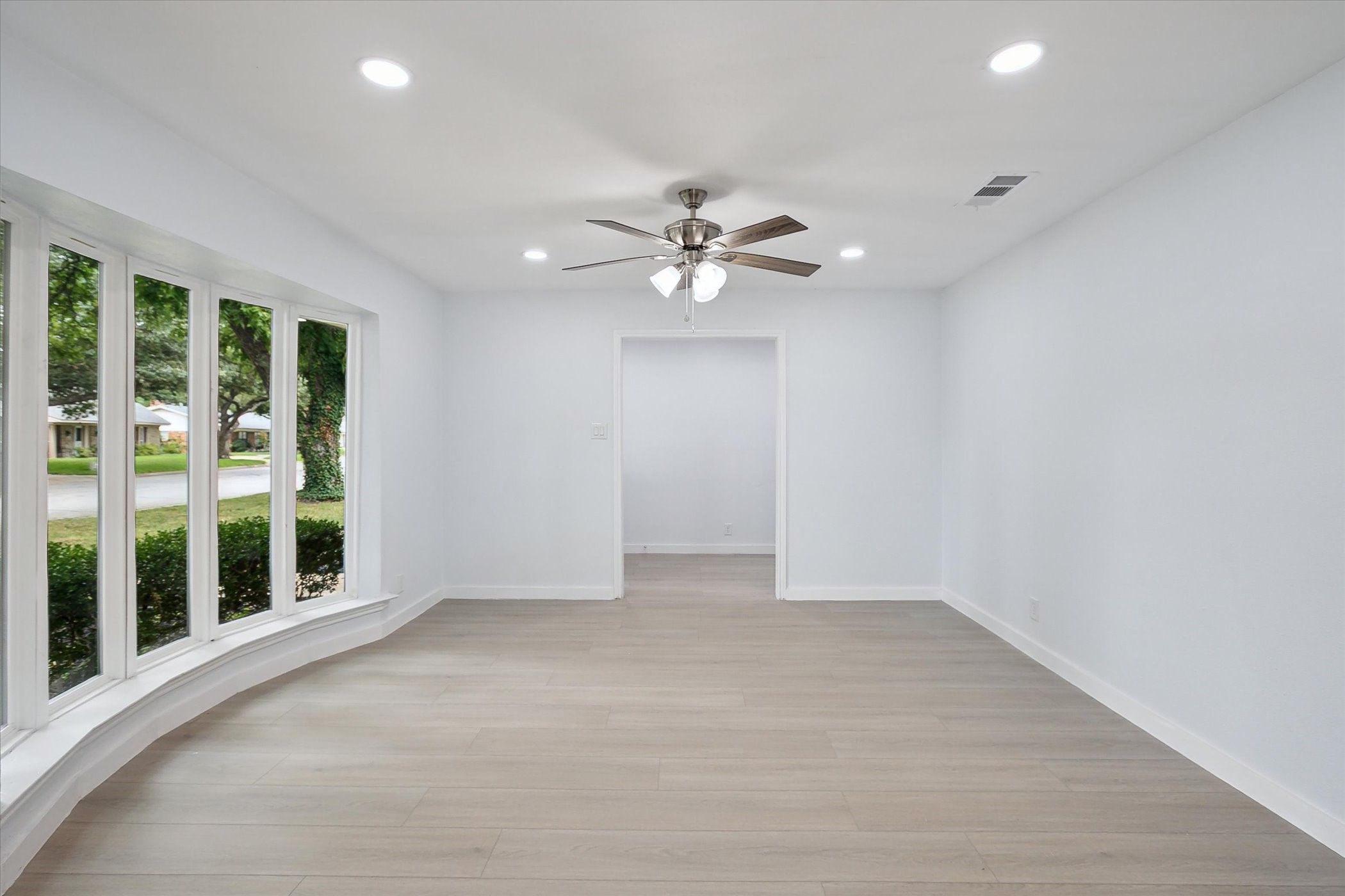 2204 Winewood Lane