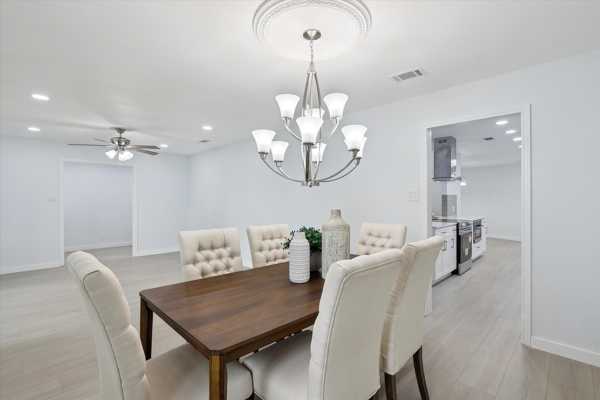 2204 Winewood Lane