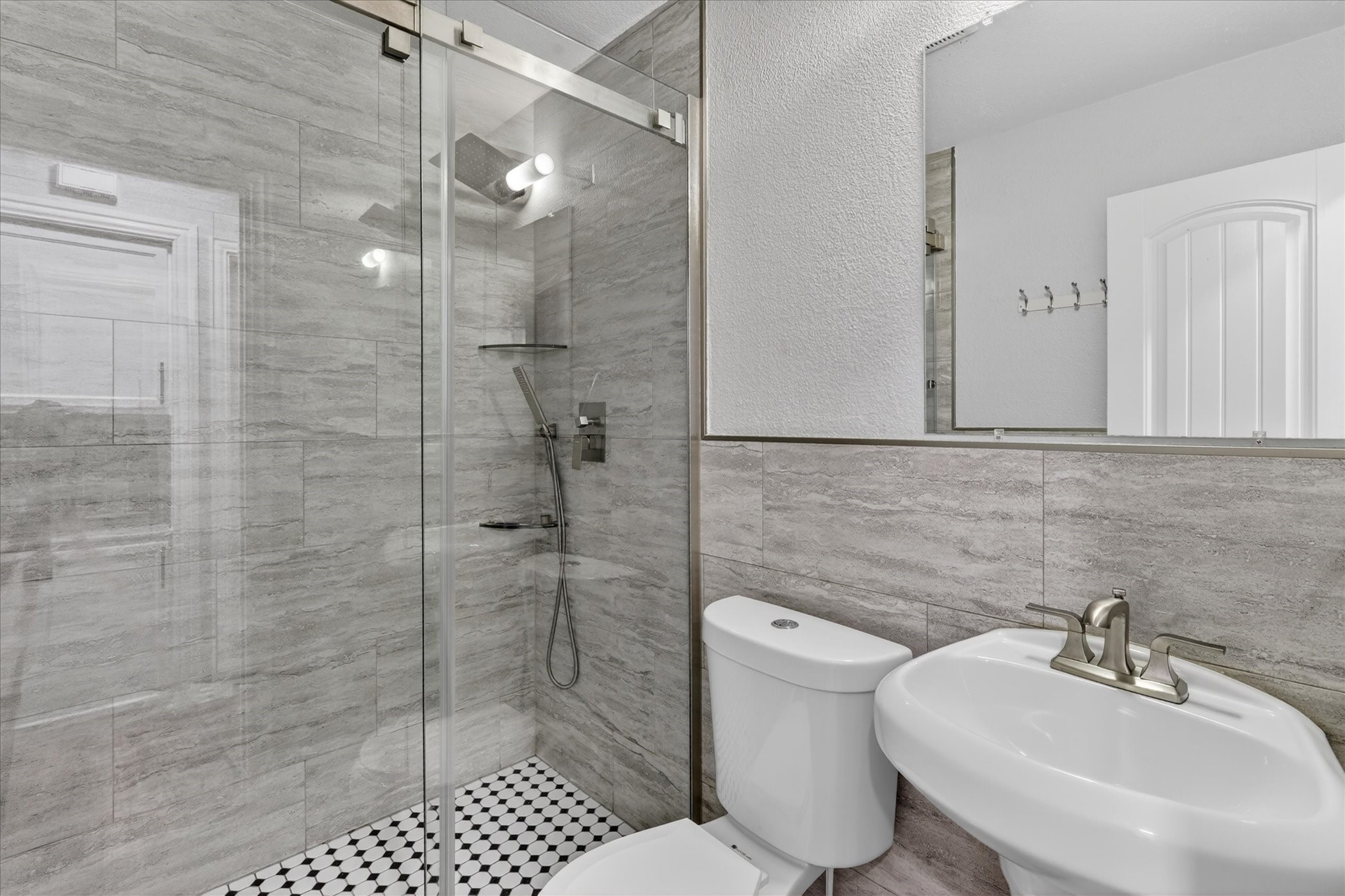 1004 Woodbrook Street