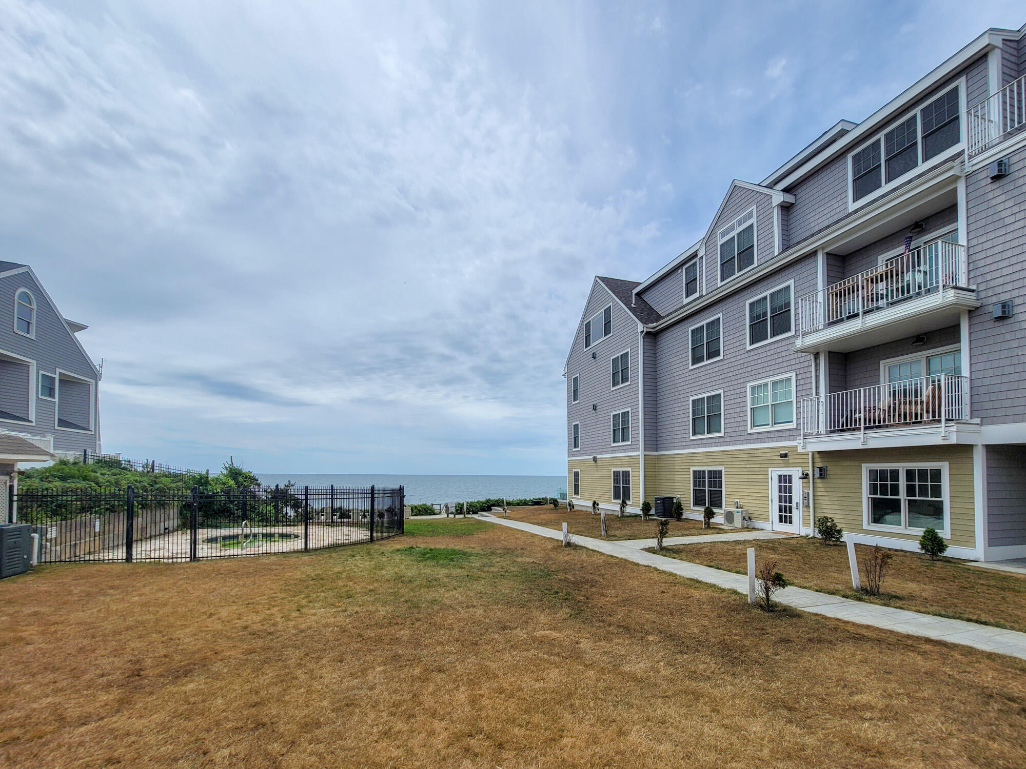 405 Old Wharf Road Unit: A-204