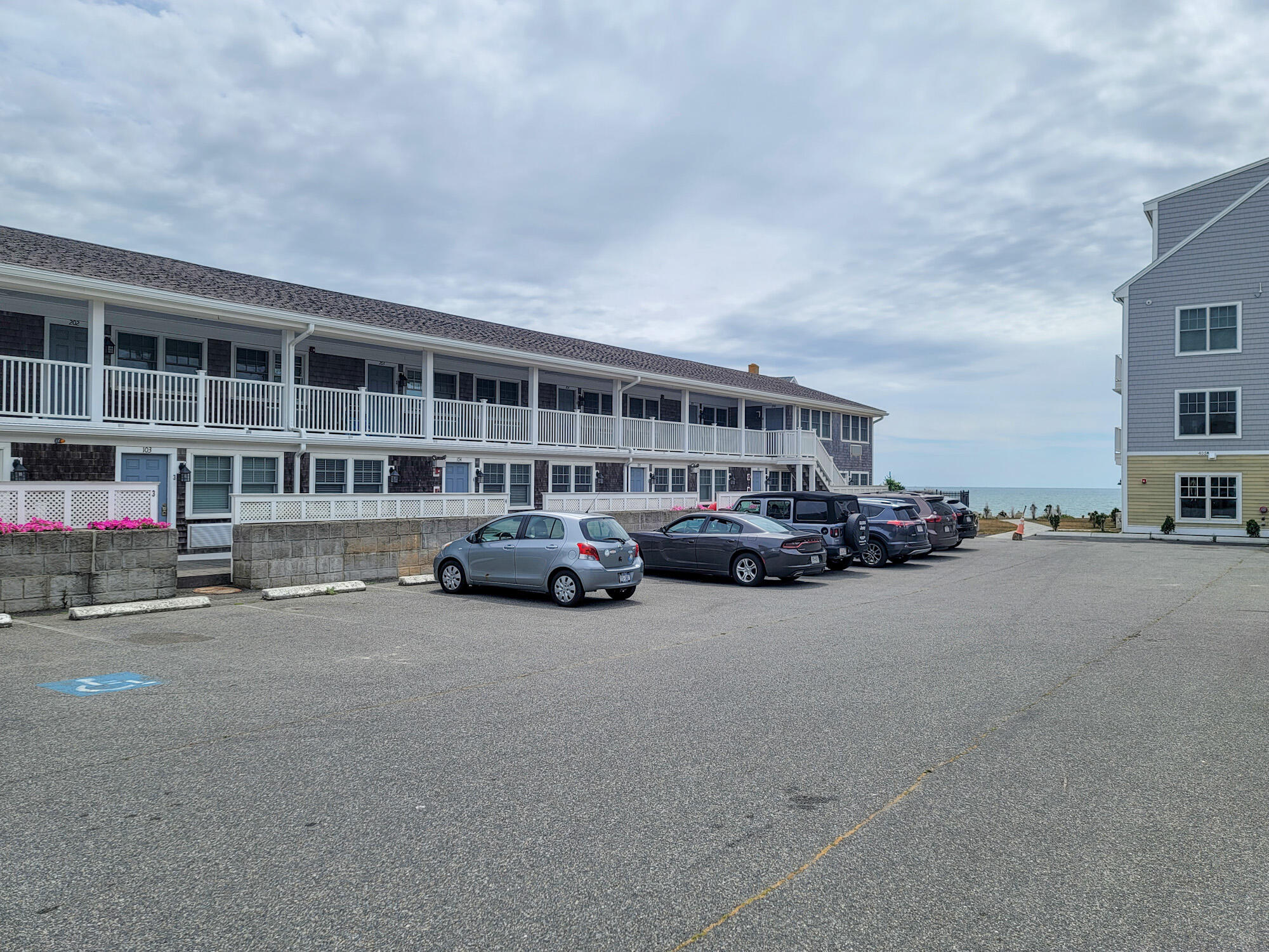 405 Old Wharf Road Unit: A-204