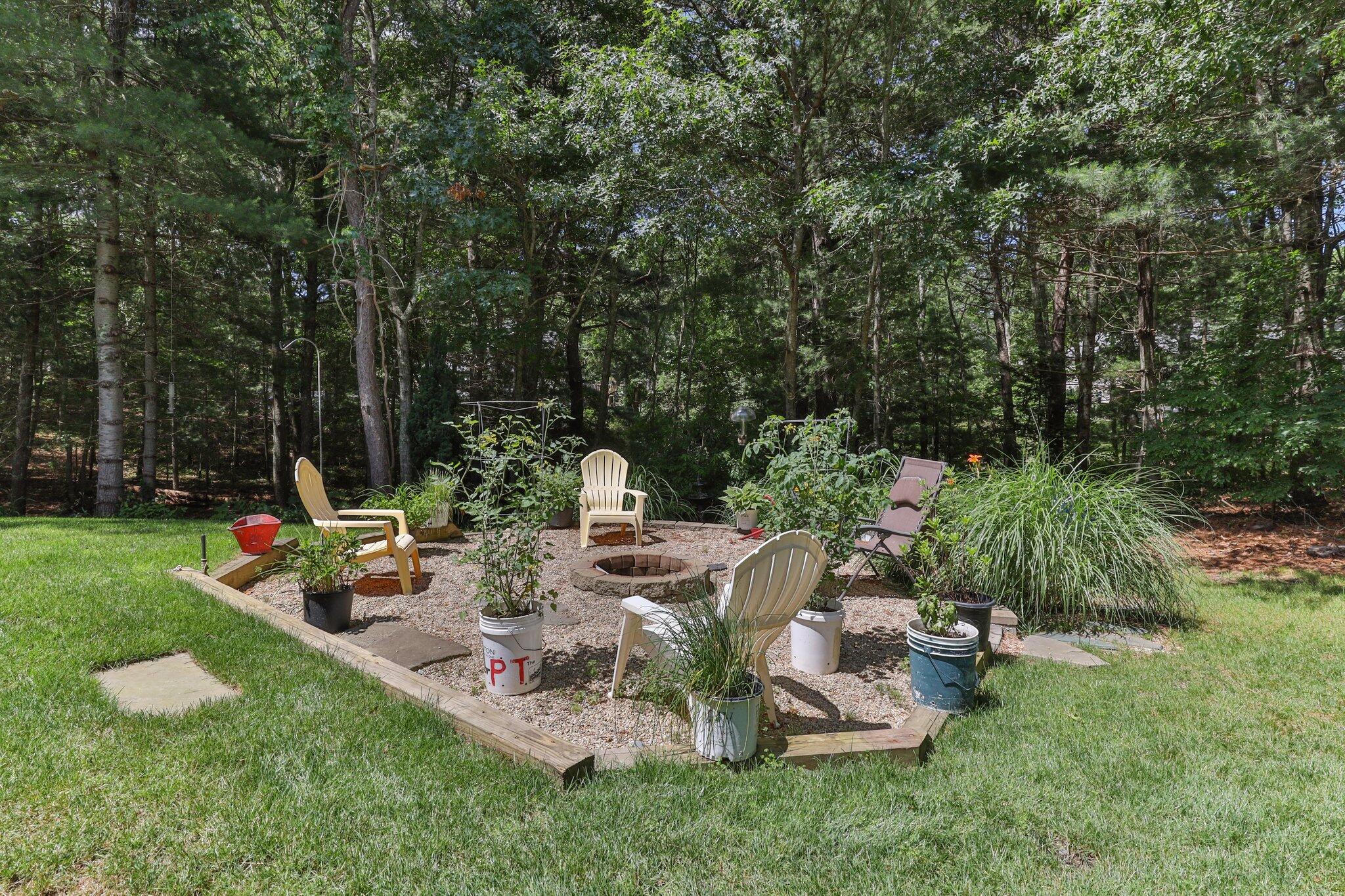 17 Schooner Lane