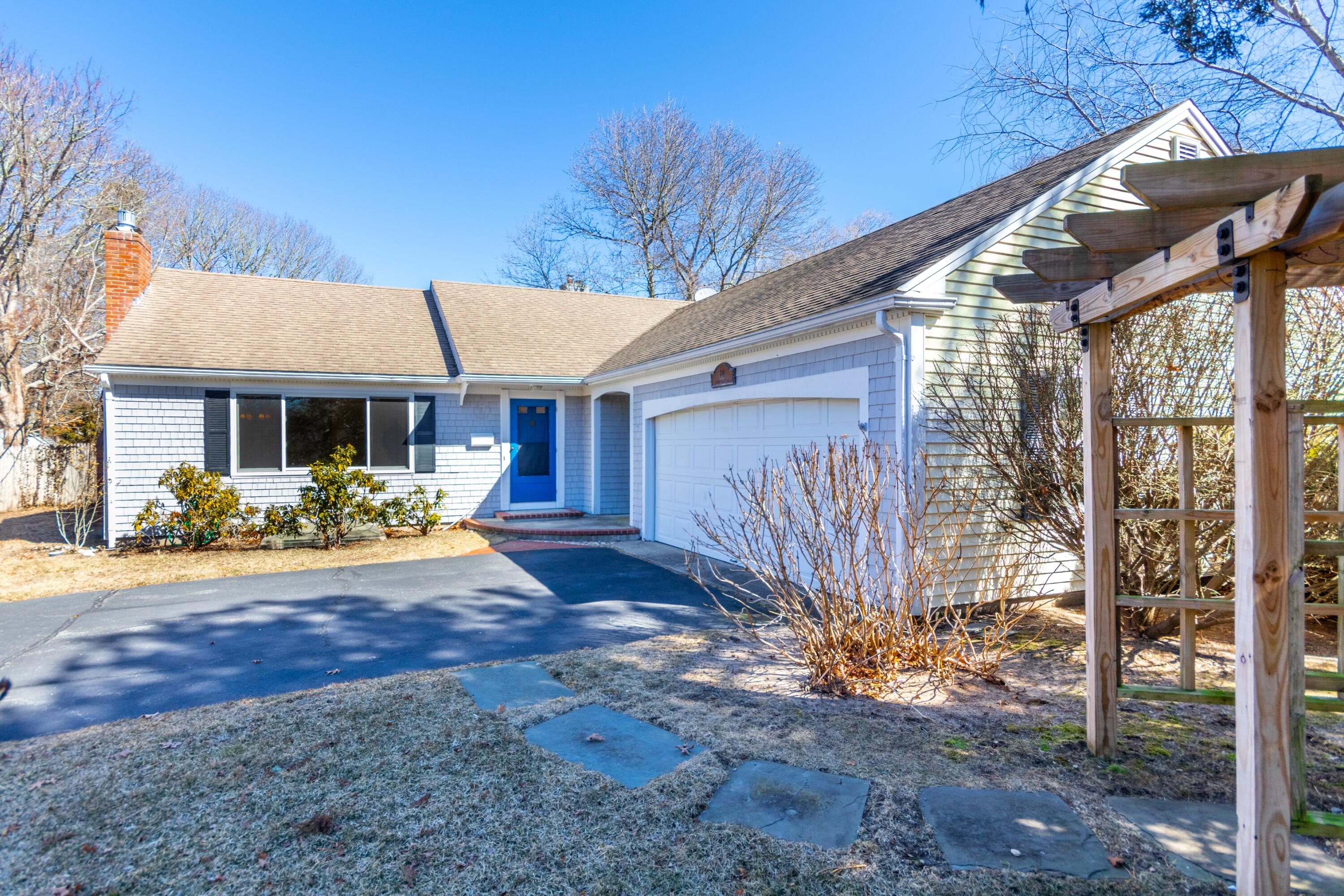 10 Snow Creek Drive