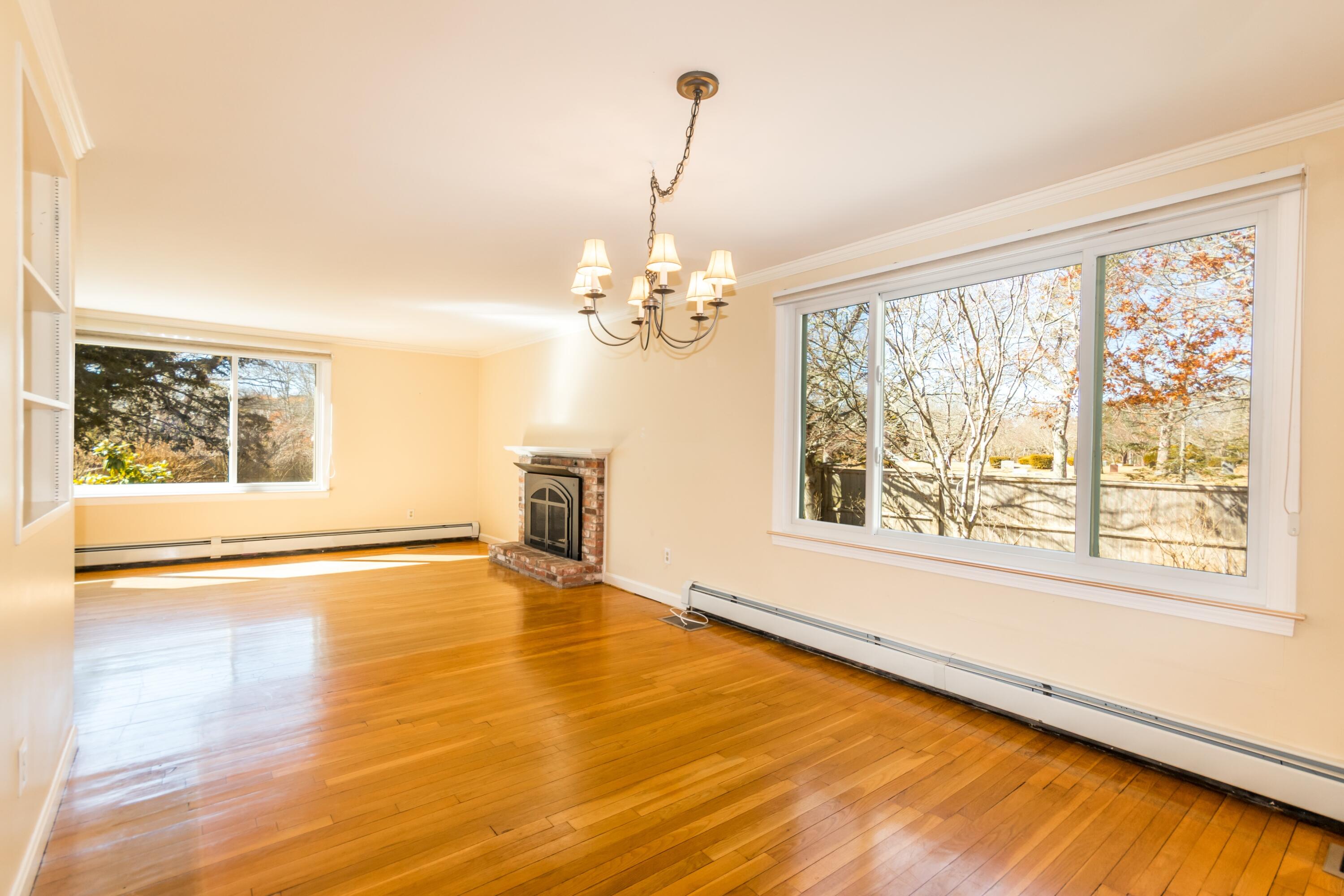 10 Snow Creek Drive