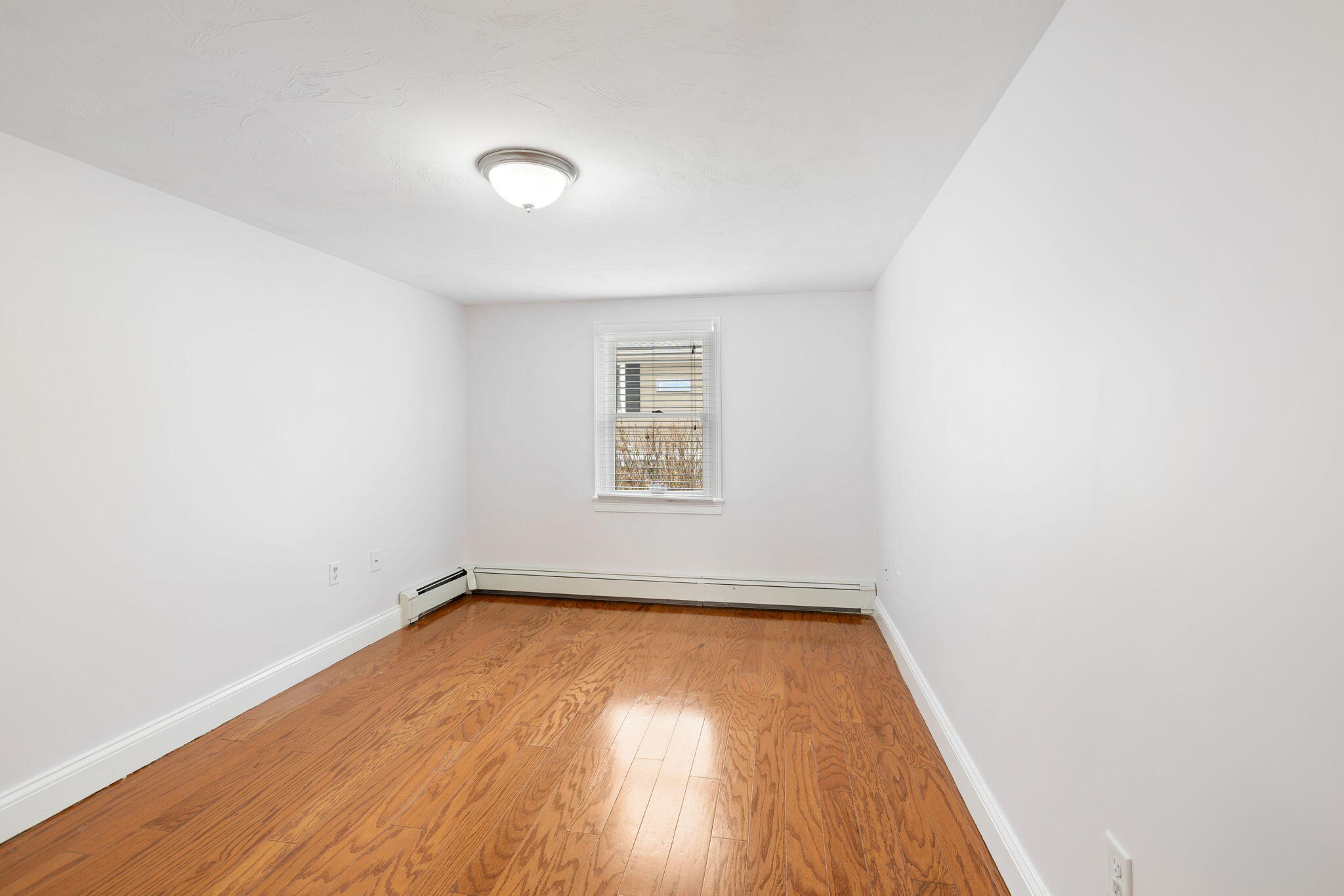 39 Oakwood Avenue