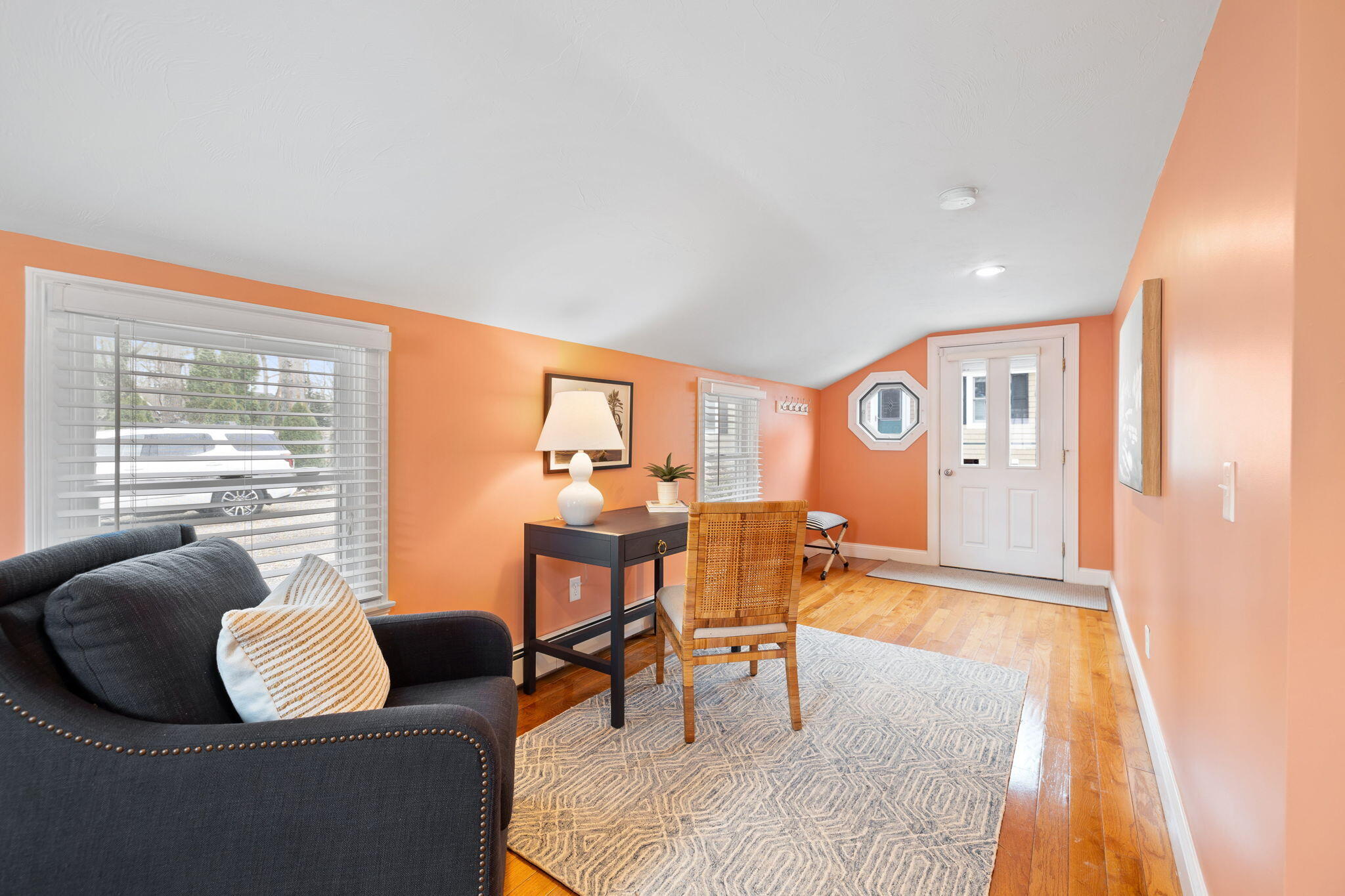 39 Oakwood Avenue