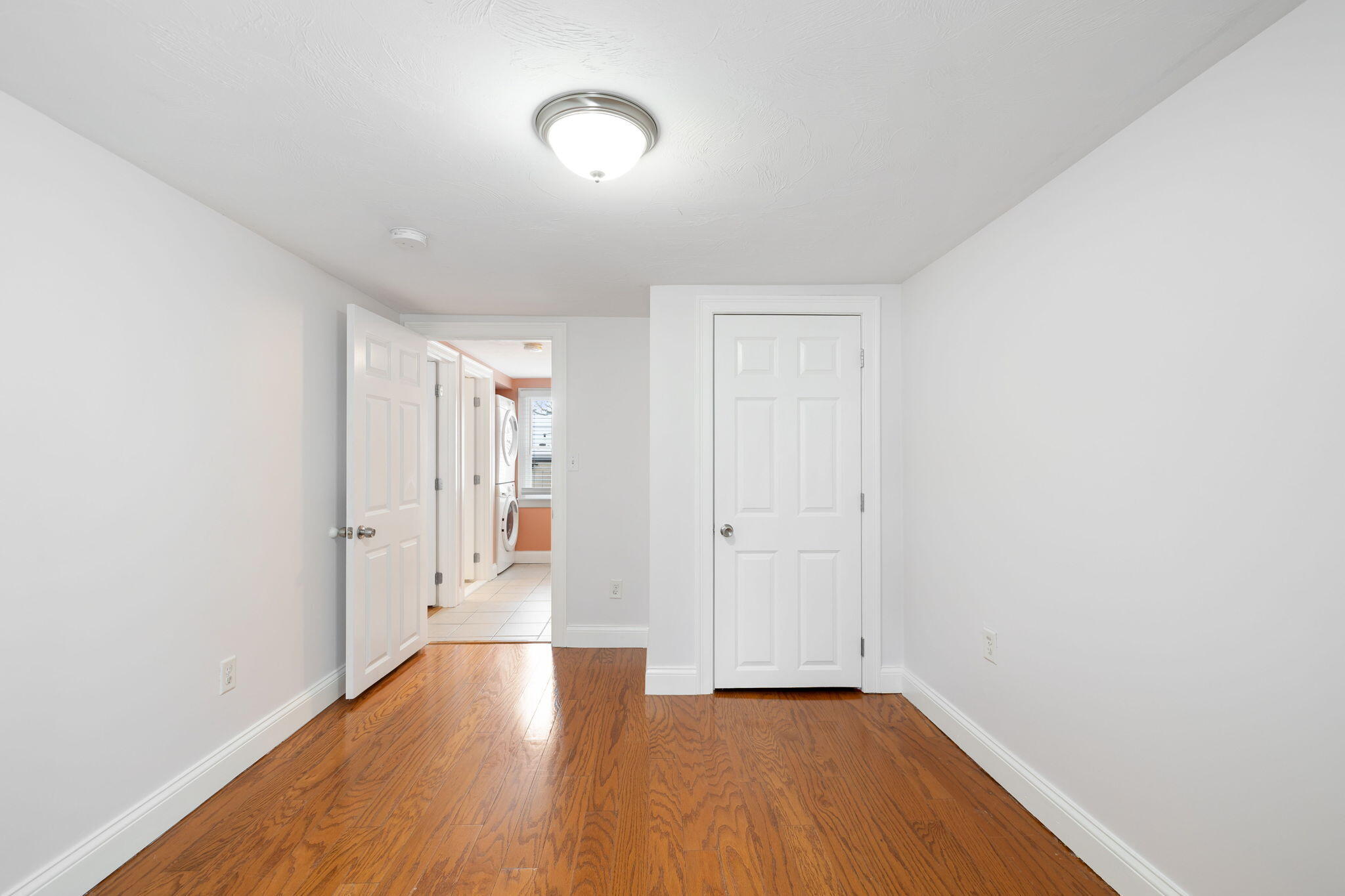 39 Oakwood Avenue