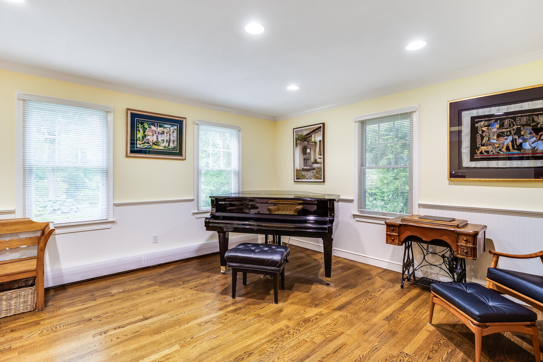 10 Westmoreland Drive