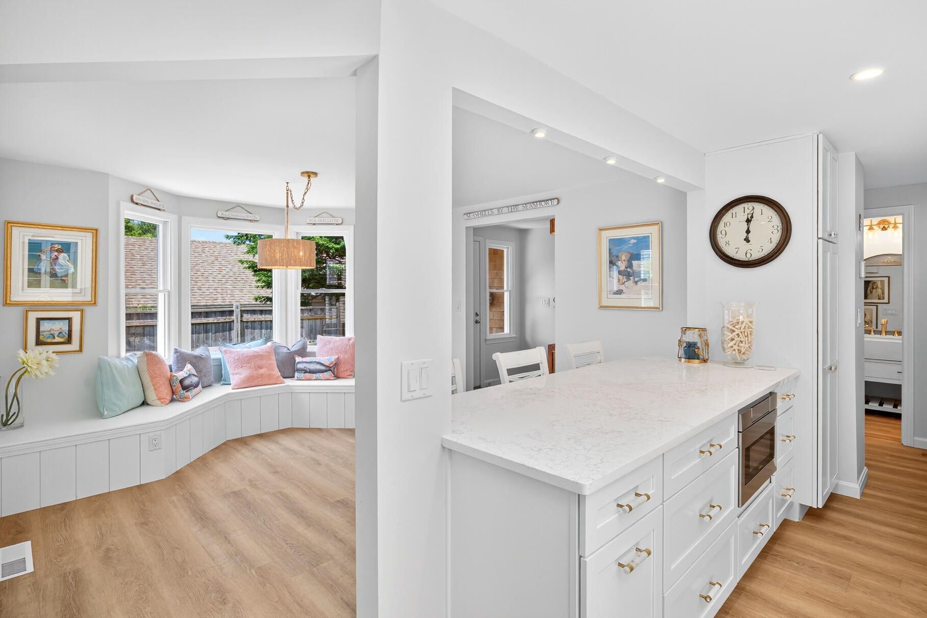 24 Oak Glen Village