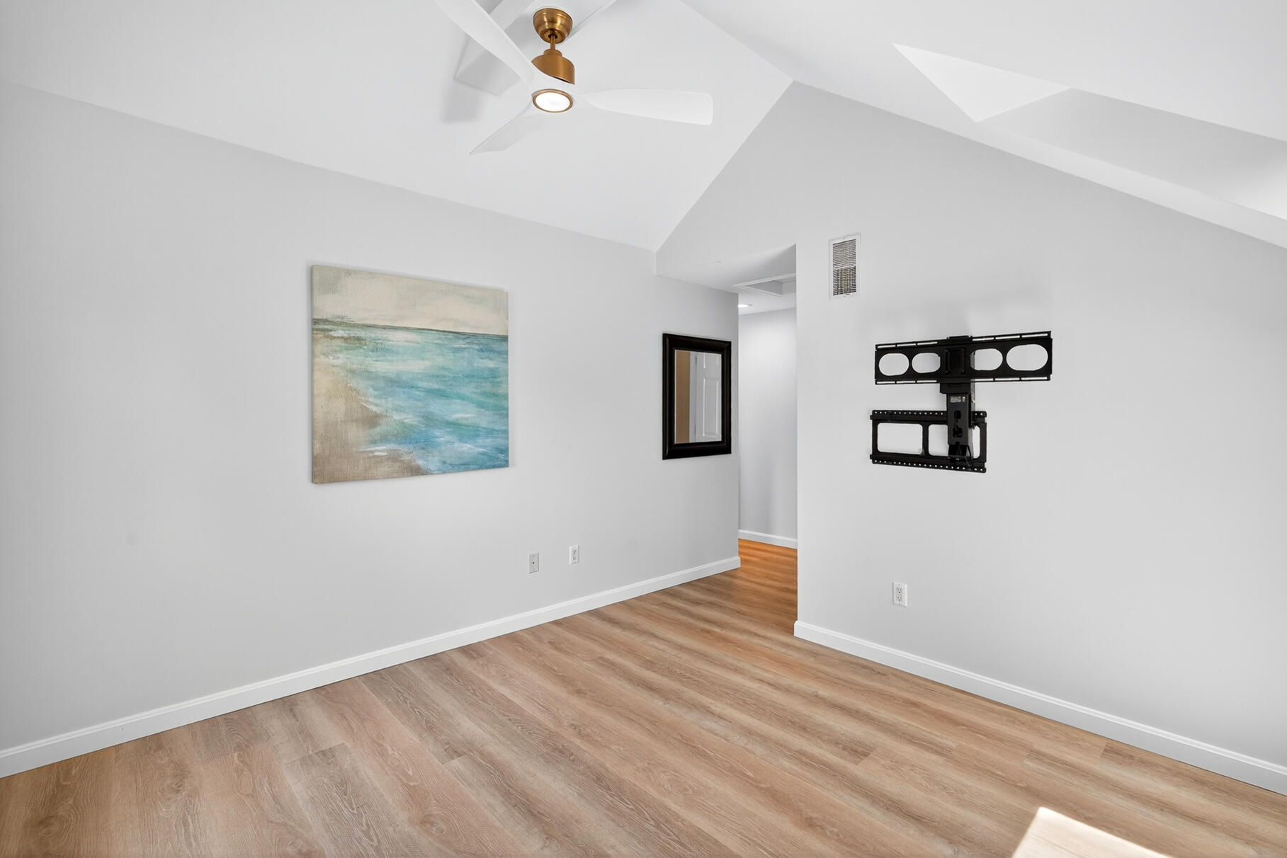 24 Oak Glen Village