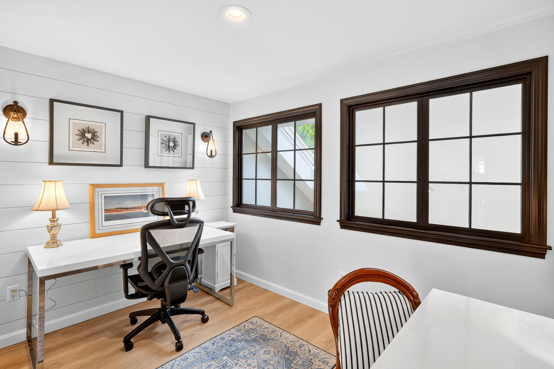 24 Oak Glen Village