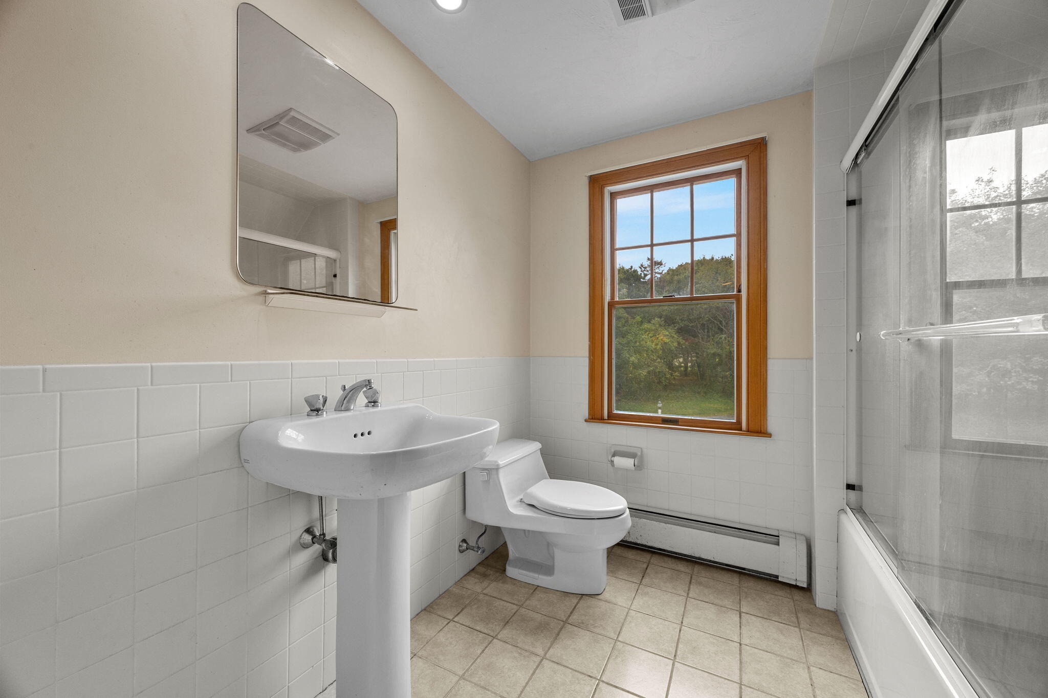 24 Minnetuxet Way